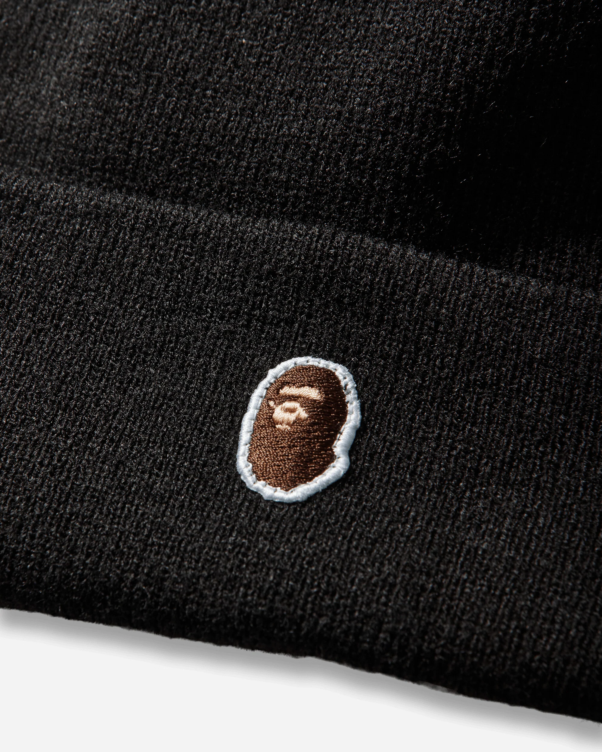 New Era Ape Head One Point Knit Cap Black - Image 4