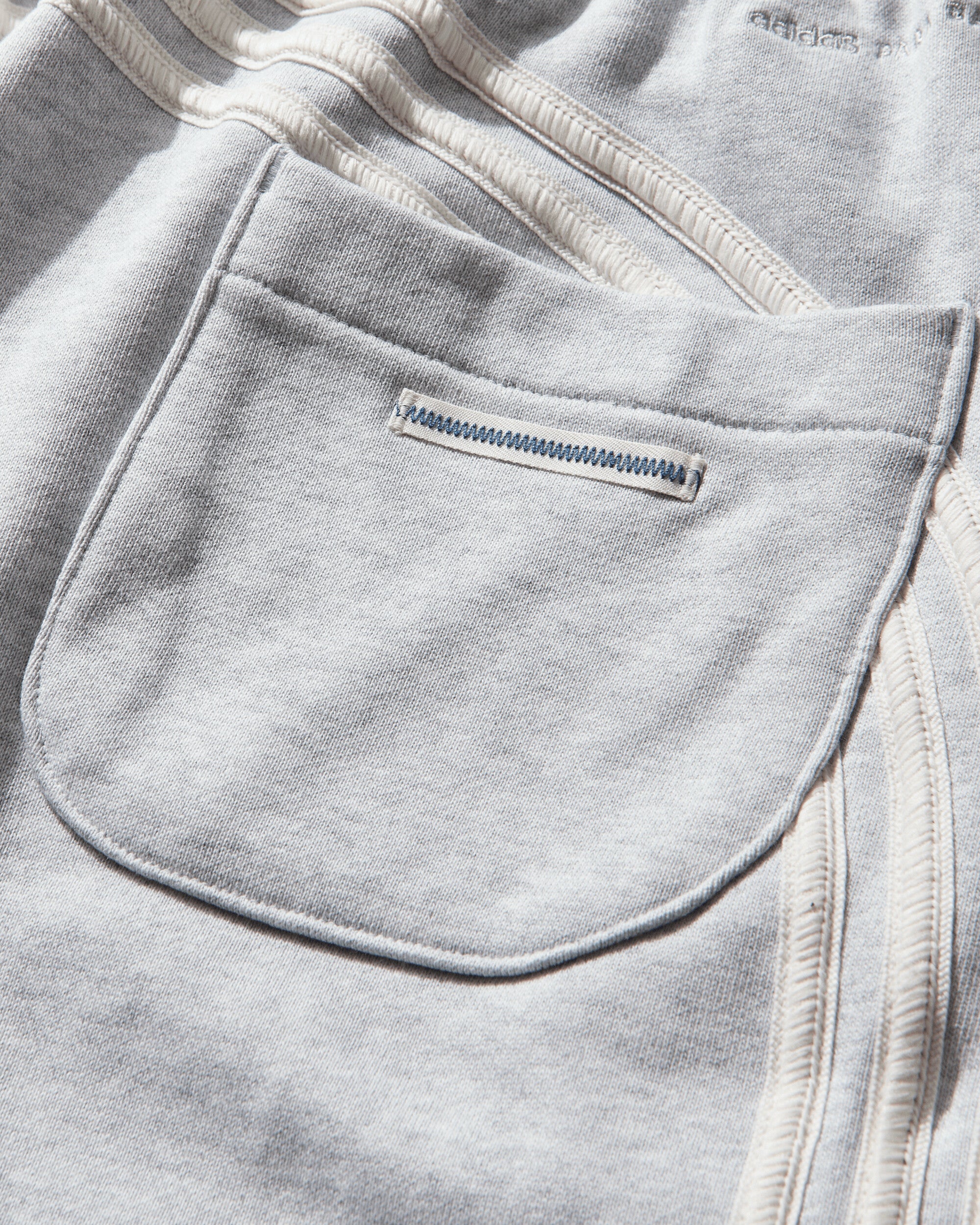 Bad Bunny Tapered Heavy Sweatpants Light Grey Heather - Image 3