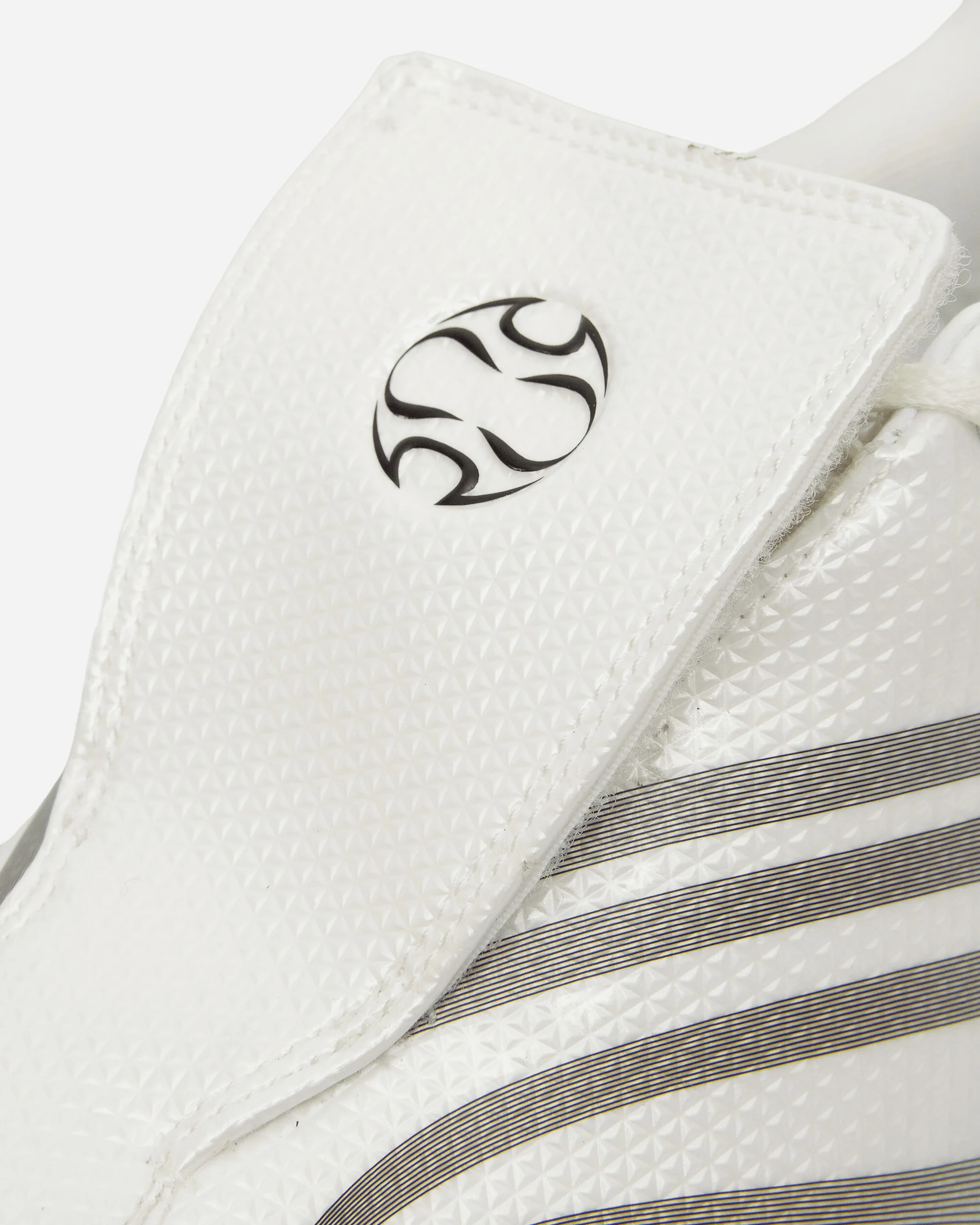 Slam Jam F50 Tunit Mega Consortium Sneakers Cloud White / Core Black / Silver Metallic - Image 8