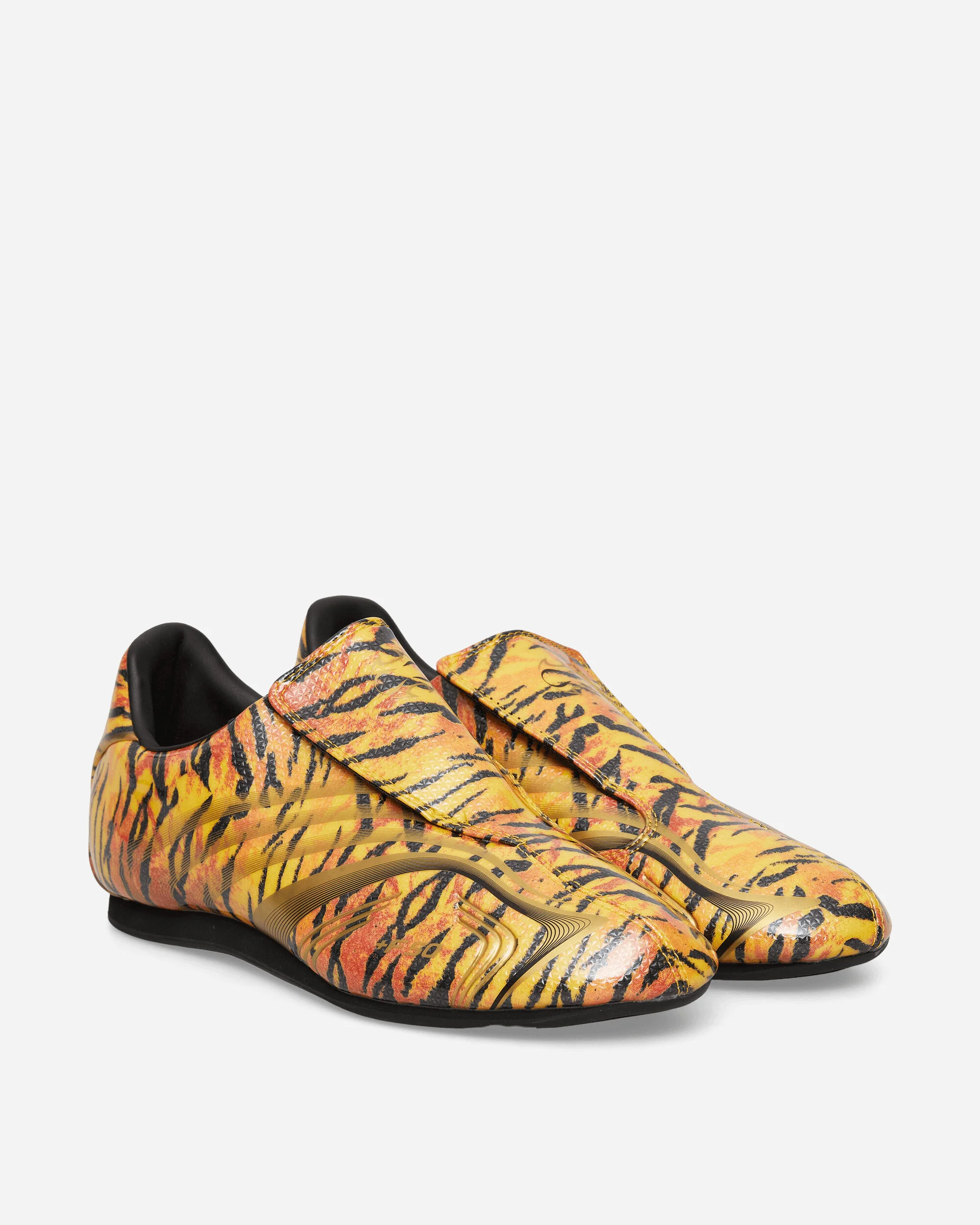 Women's Taekwondo F50 Sneakers Yellow / Gold Metallic / Core Black - Image 2