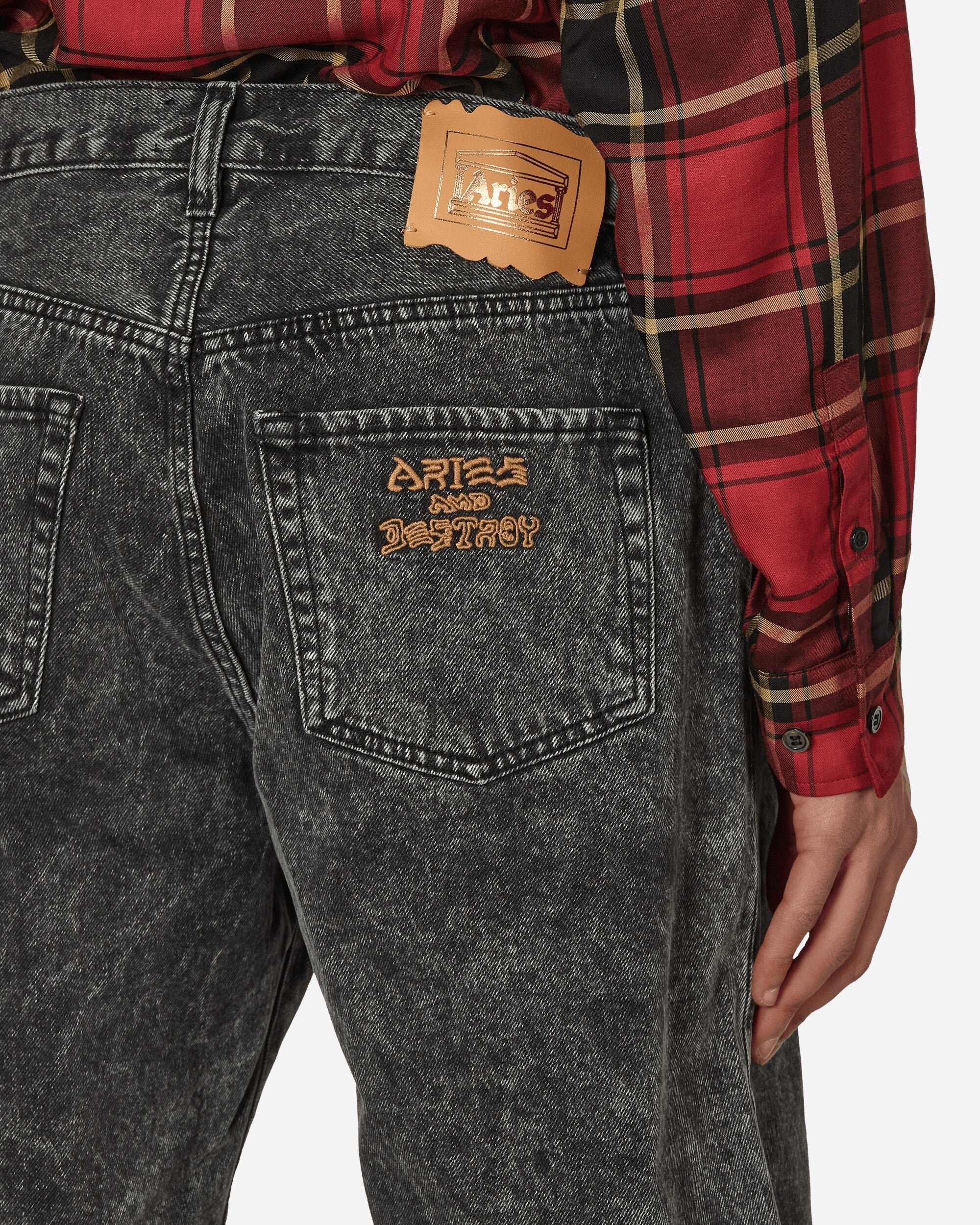 Acid Wash Denim Shorts Black - Image 5