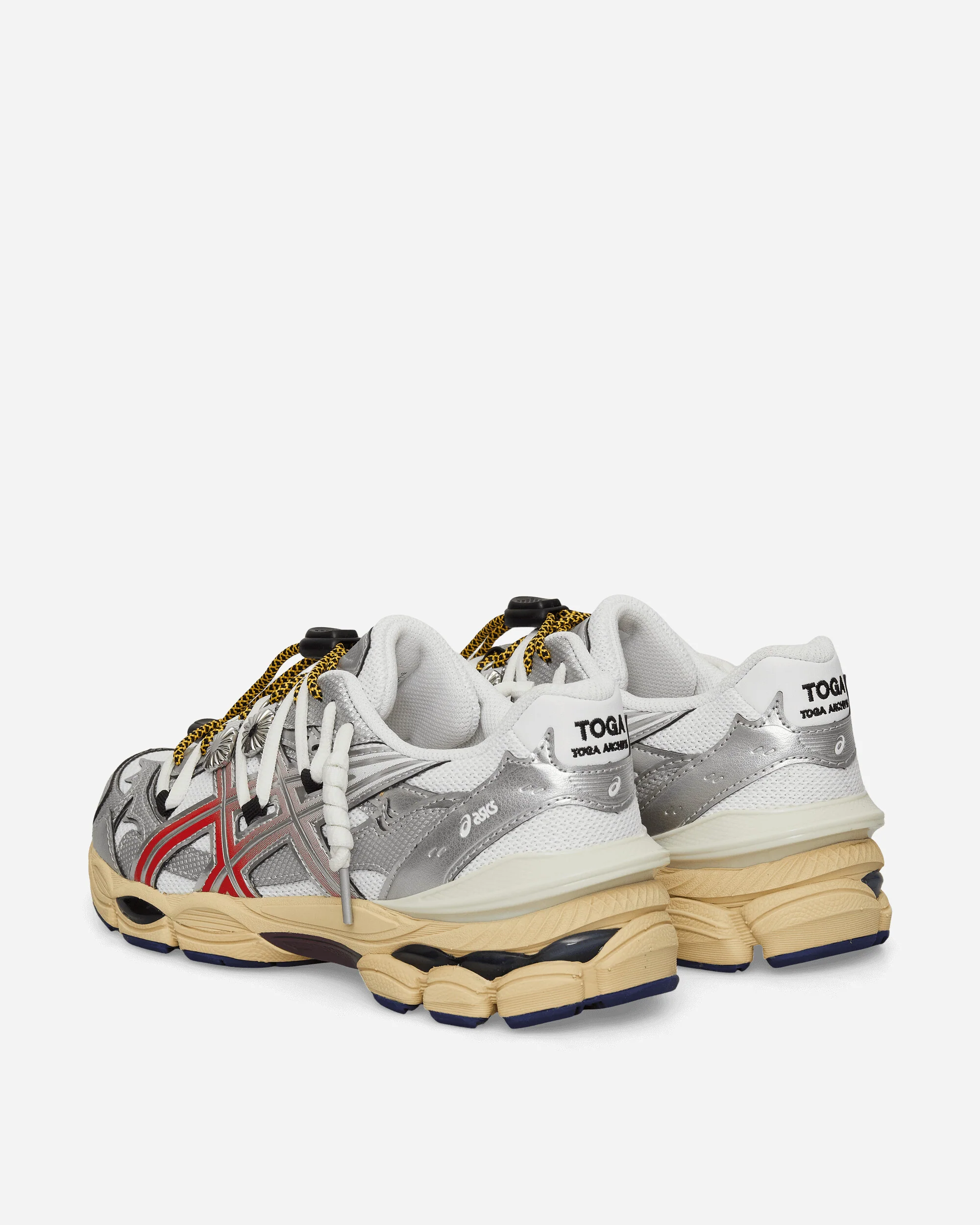Toga Archives GEL-Cumulus 16 Sneakers White / Red Pure Silver - Image 4