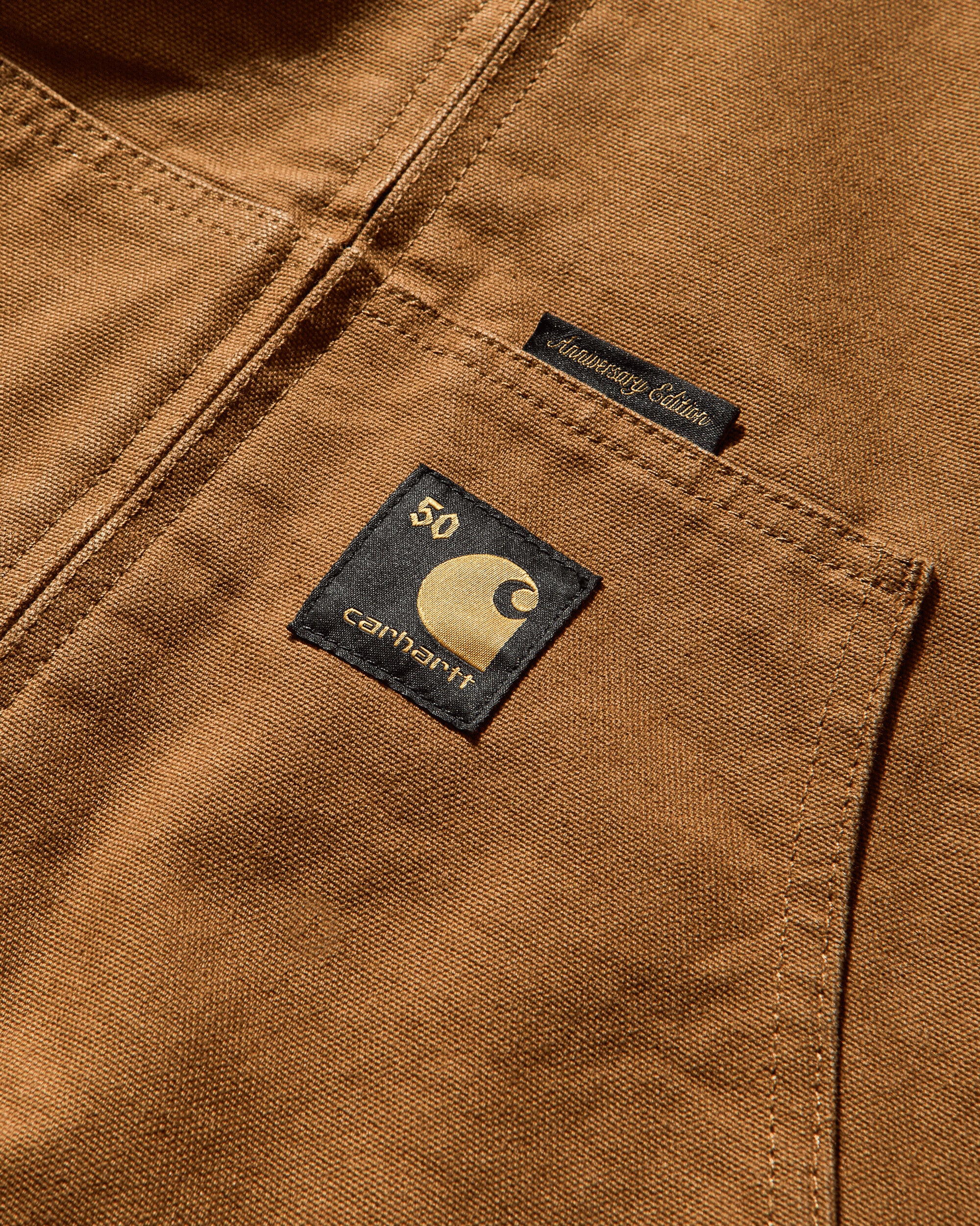 Men's OG Active Jacket 50th Anniversary Edition Canvas Hamilton Brown / Camo Trebark - Image 5