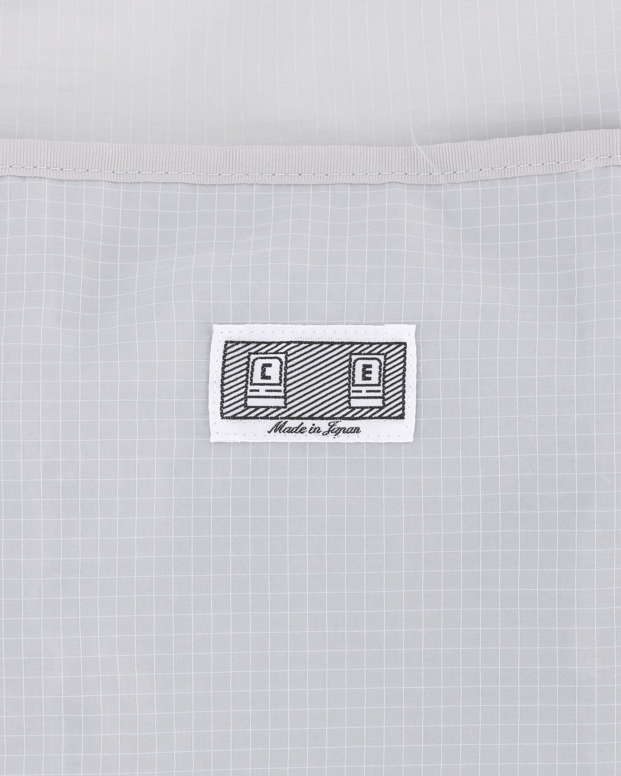 Developed Light Shoulder Bag Grey - Image 5