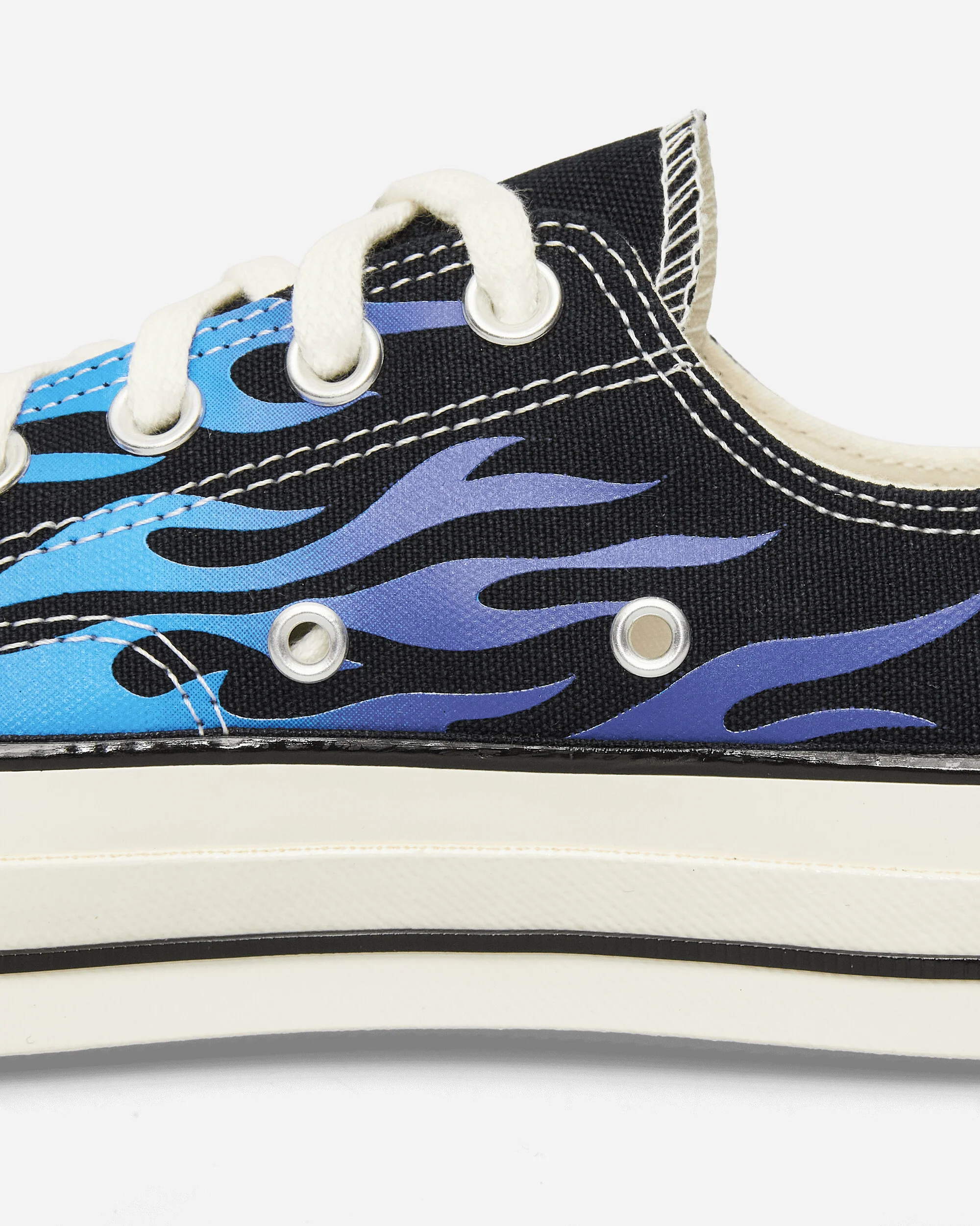 Chuck 70 Low Fire Sneakers Black / Blue It / Cobalt - Image 6