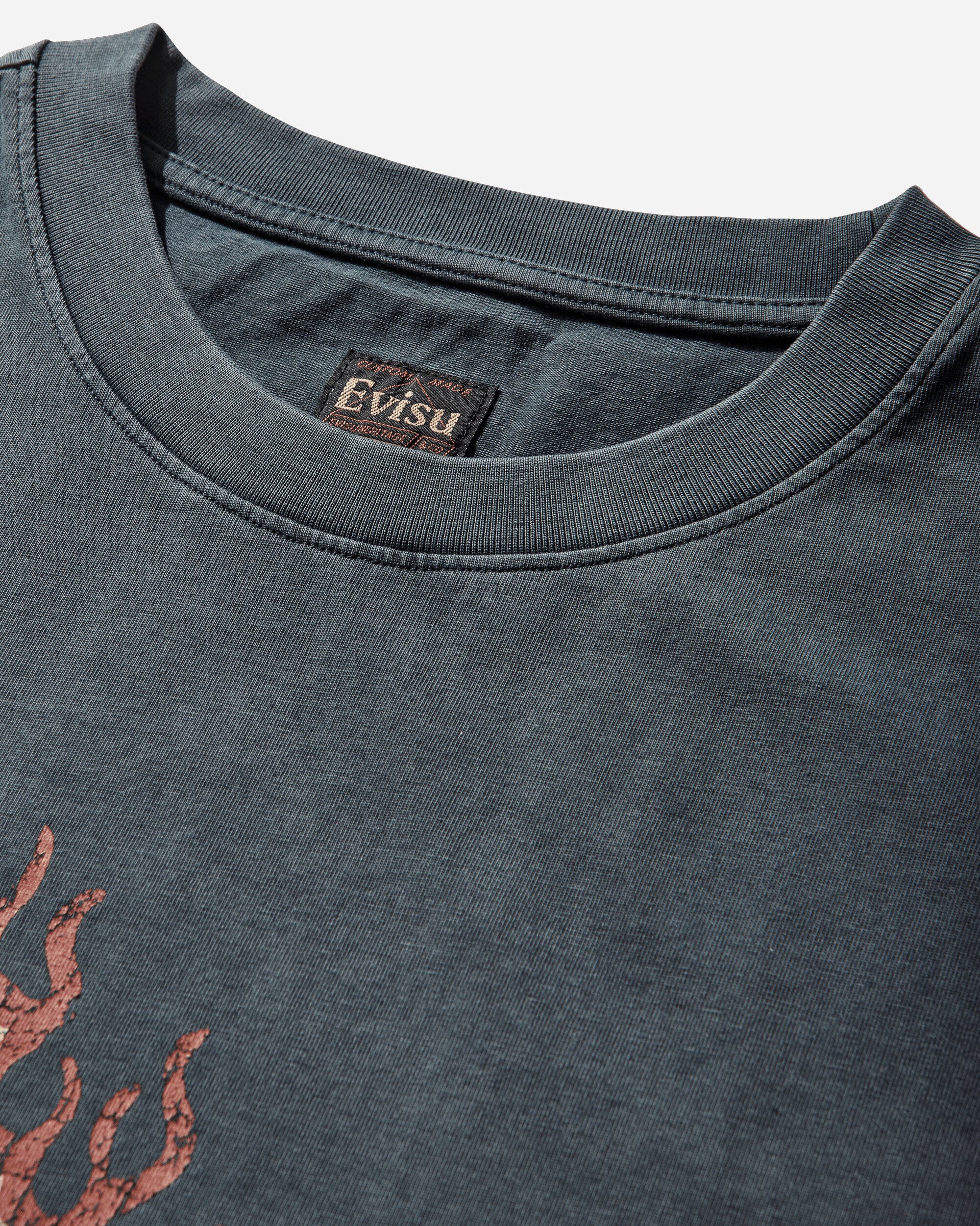 Men's Bold Seagull T-Shirt Navy - Image 4