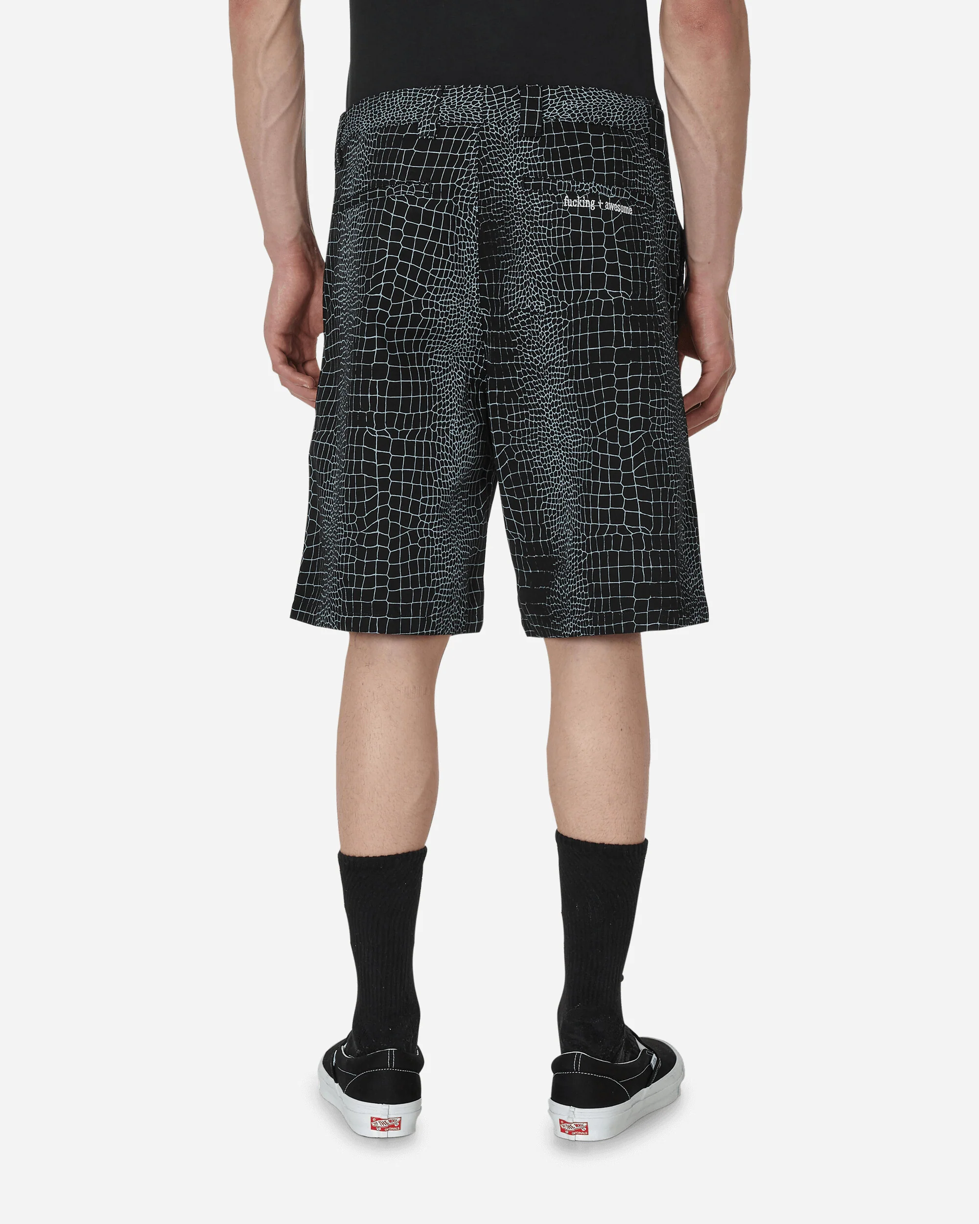 Crocodile Shorts Black - Image 3