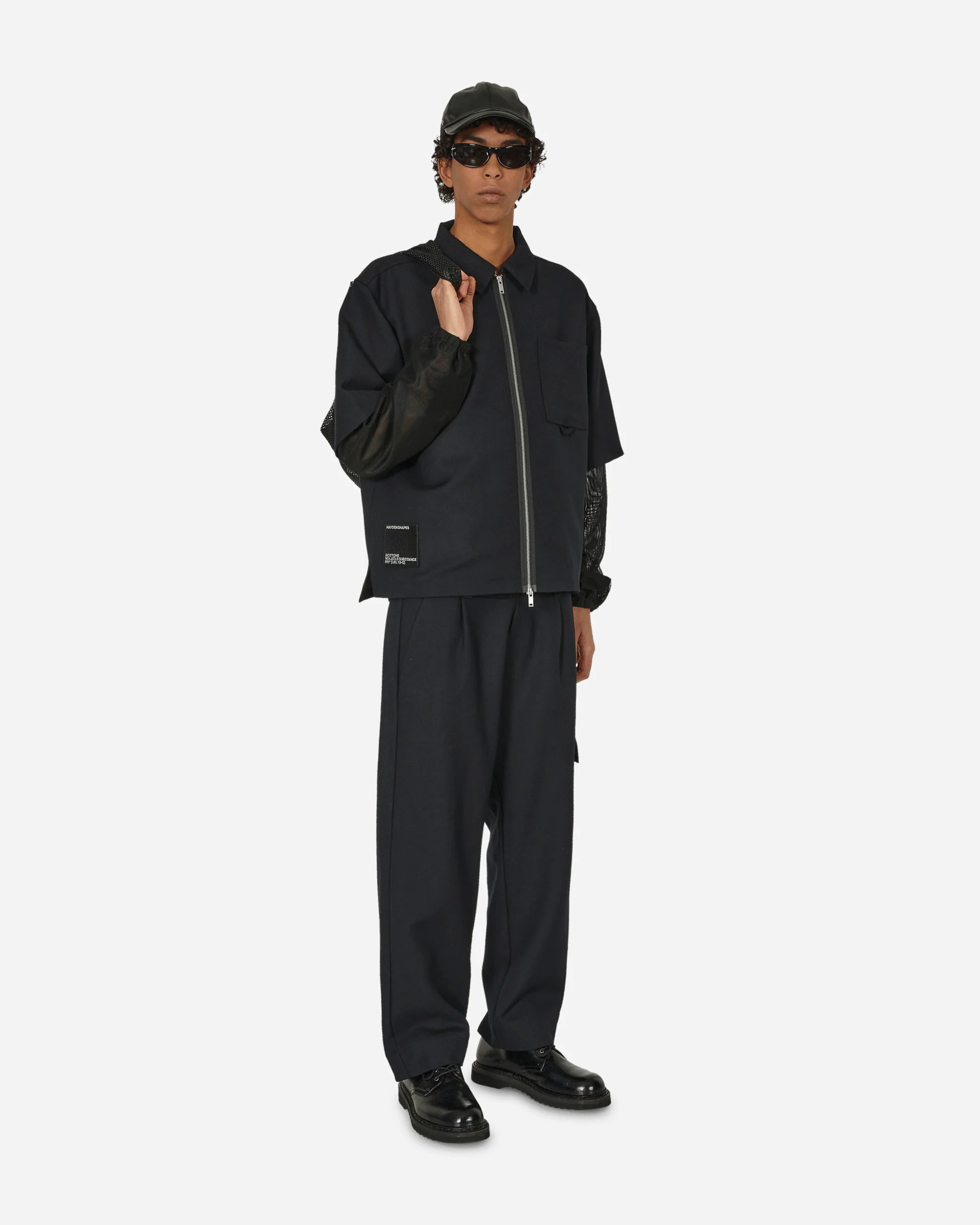 Merino Piston Pleated Patch Cargo Pants Black - Image 4