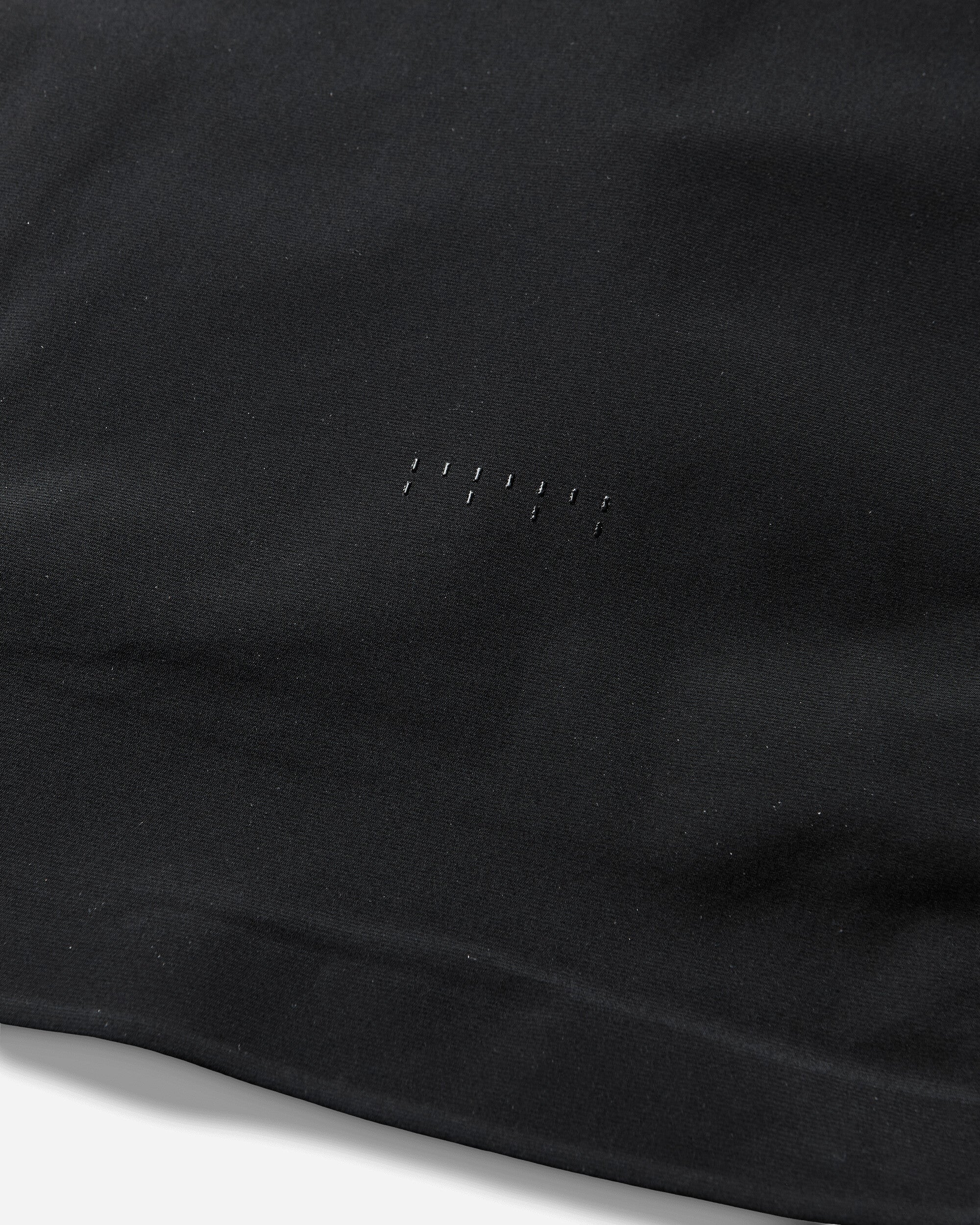 Women's Grip Zip Top Black - Image 3