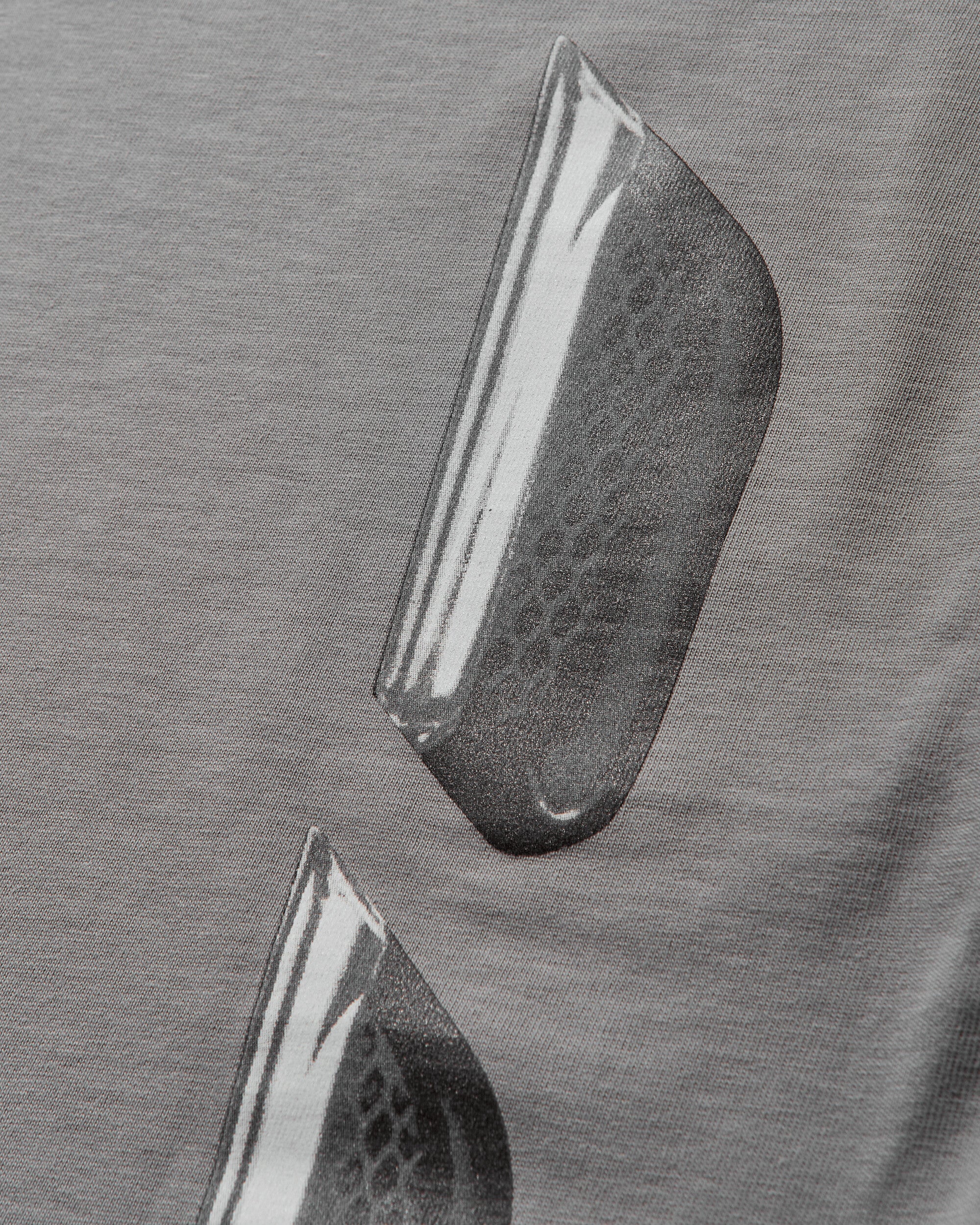 Men's Graphic T-Shirt Ultimate Grey - Image 6