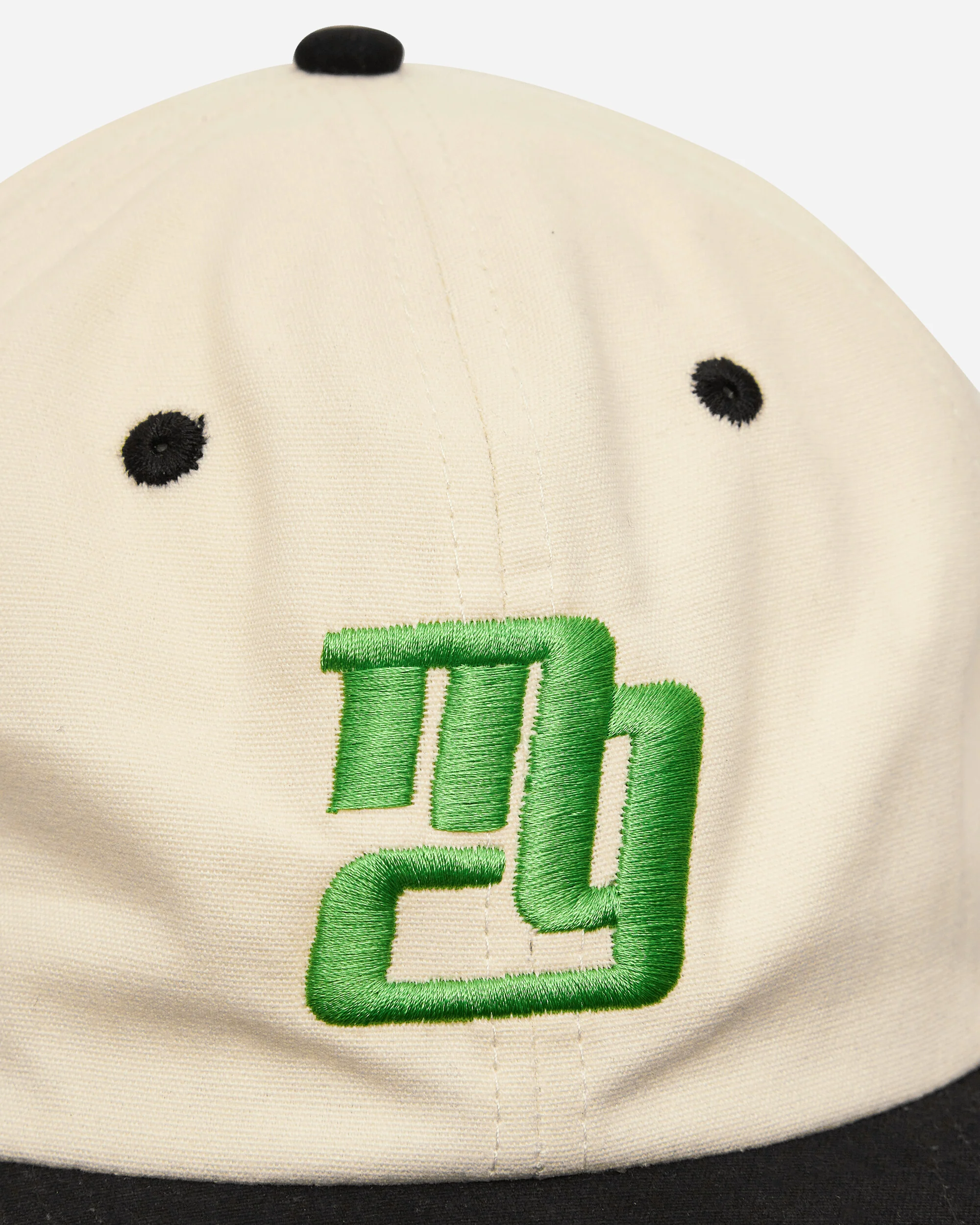 Iconic 6-Panel Cap Desert Snow / Black - Image 6
