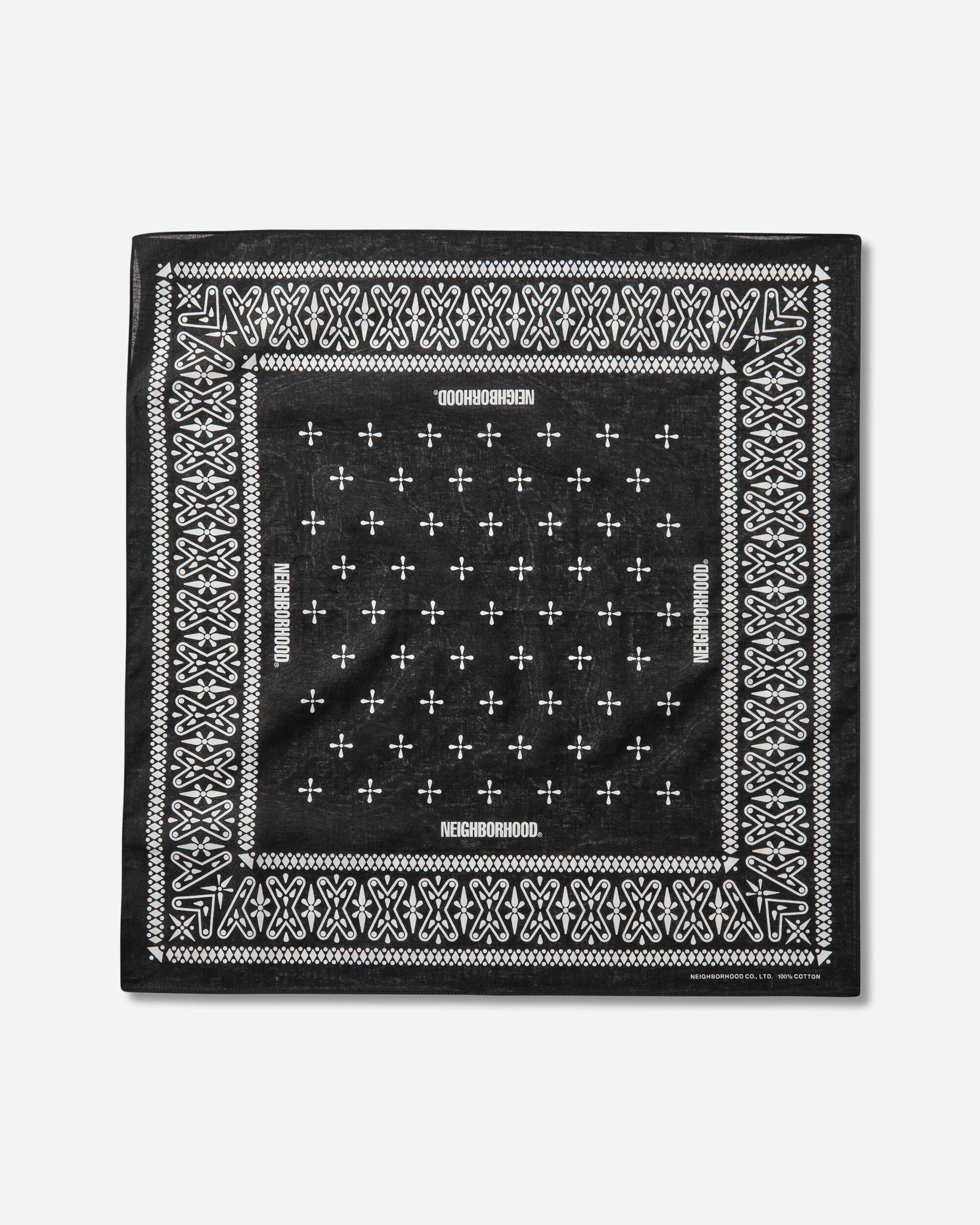 Cross Pattern Bandana Black - Image 3