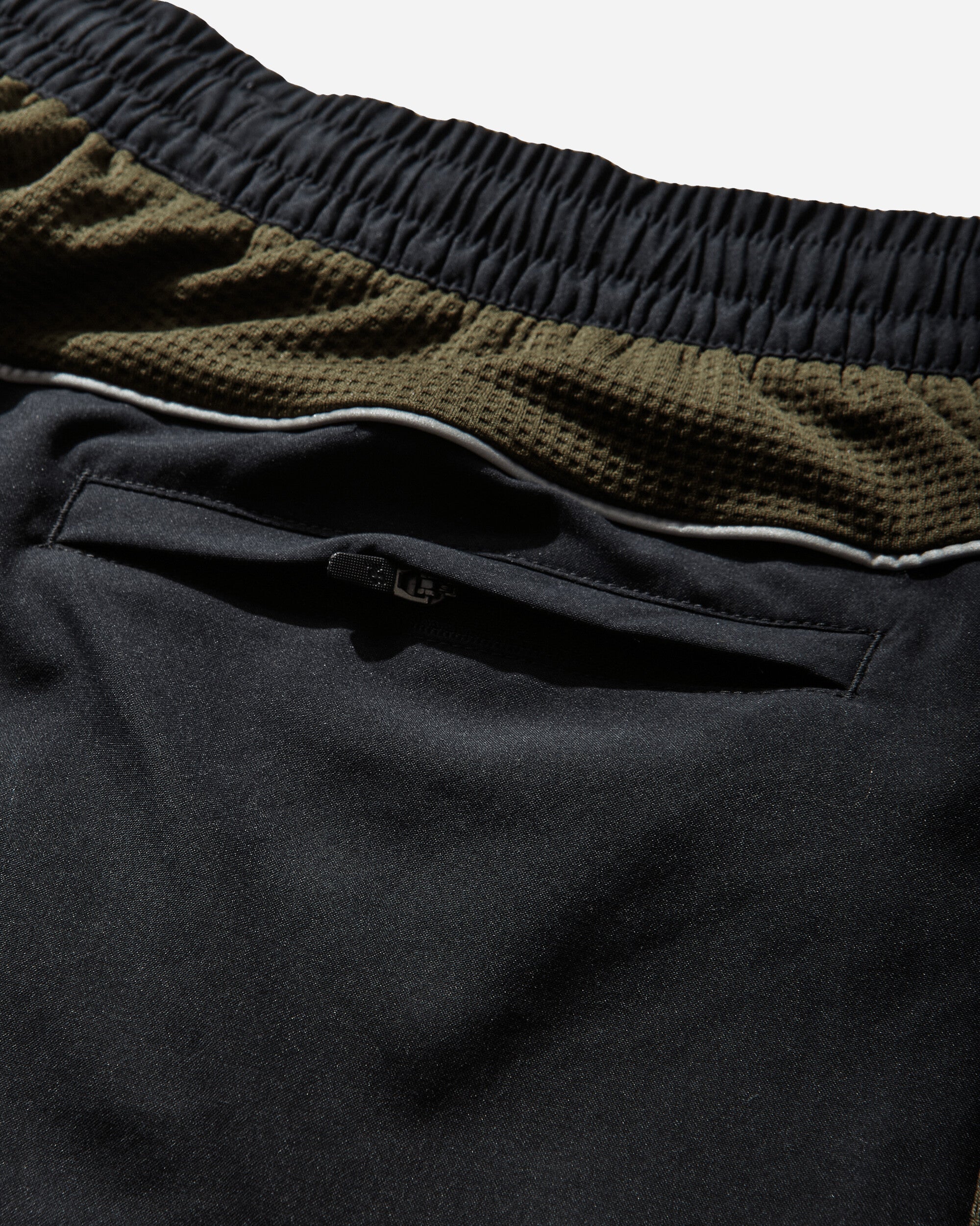 Men's Lack of Guidance Shorts Black - Image 4