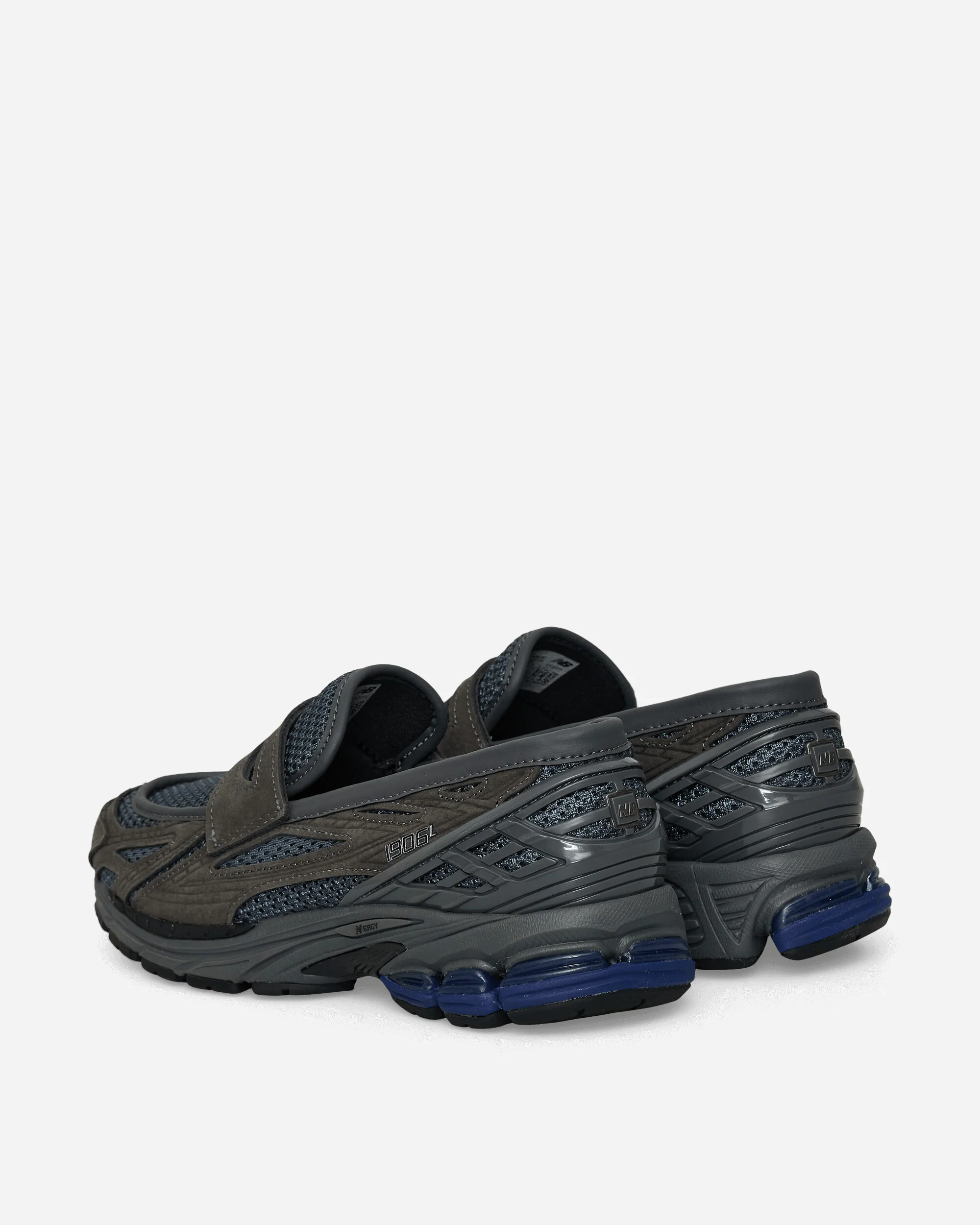1906L Sneakers Magnet - Image 4