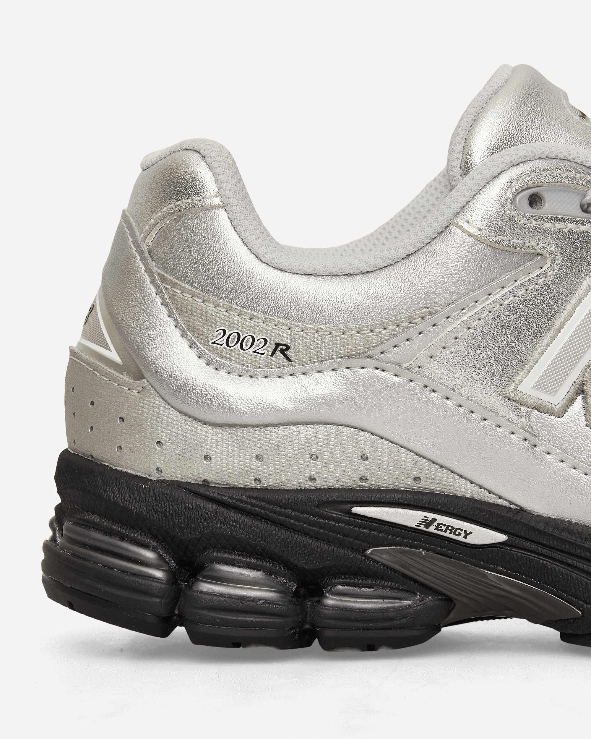 2002R Sneakers Silver Metallic - Image 6