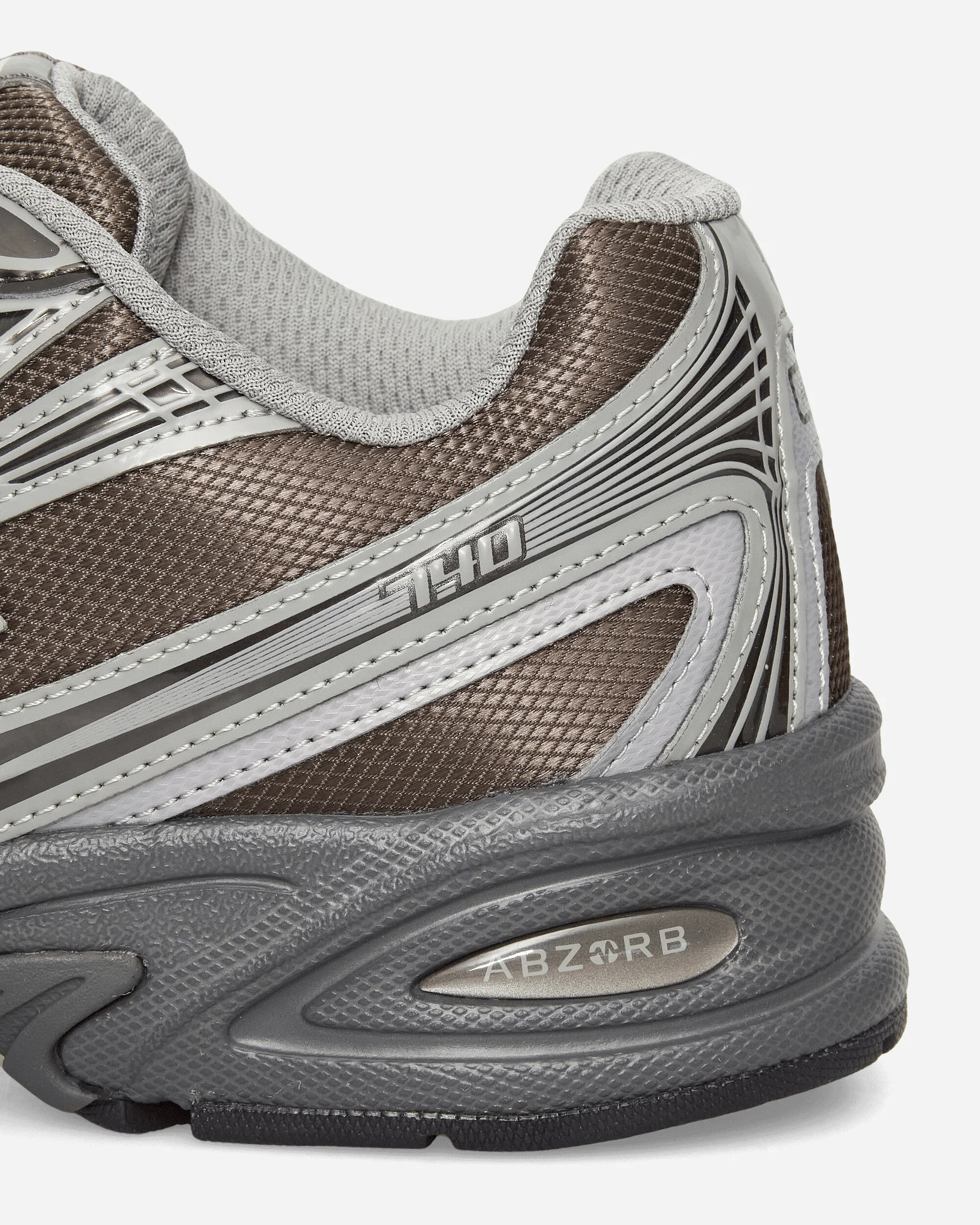 740 Sneakers Black Metallic / Castlerock - Image 6