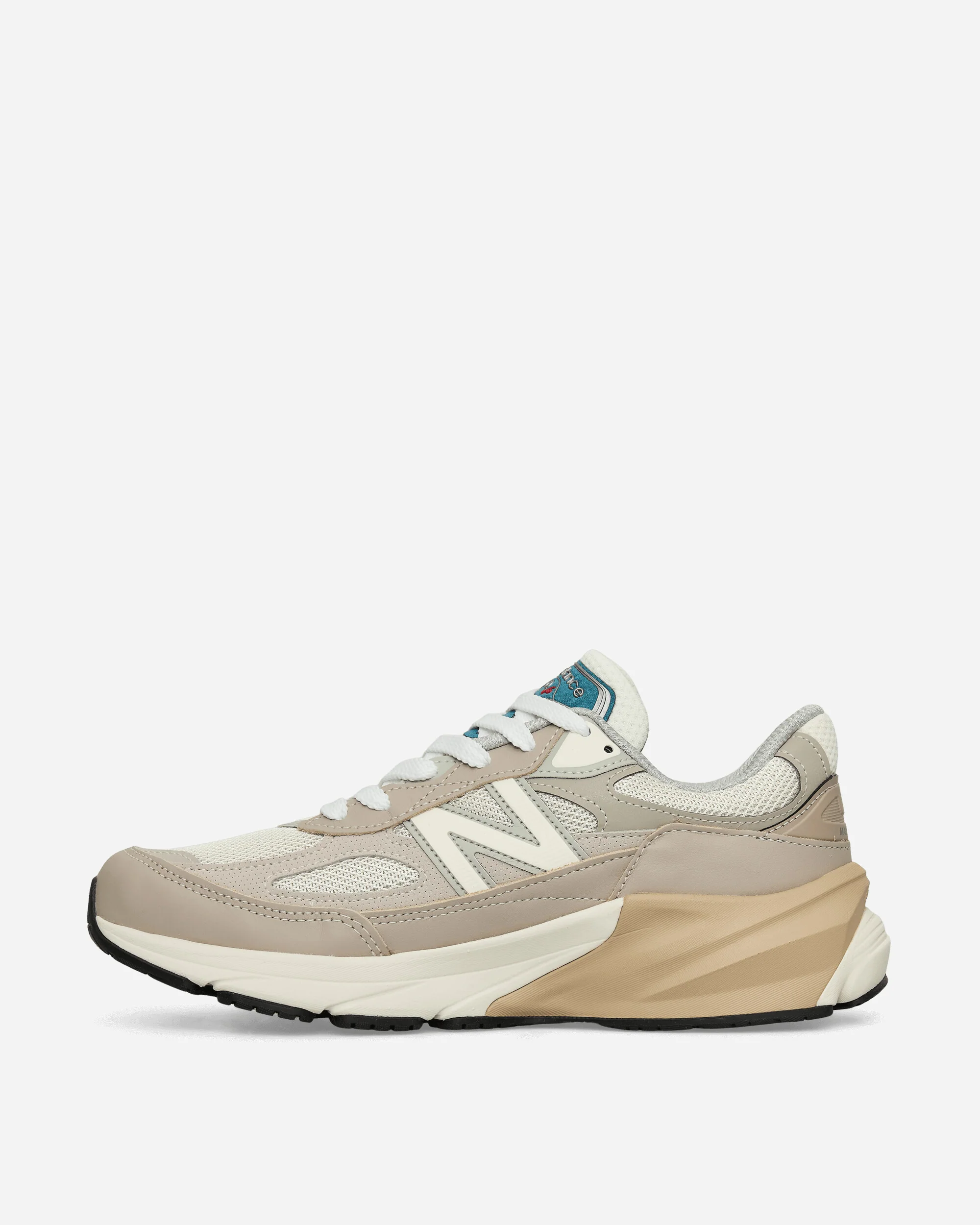 Made in USA 990v6 Sneakers Light Mushroom / Moonrock - Image 3