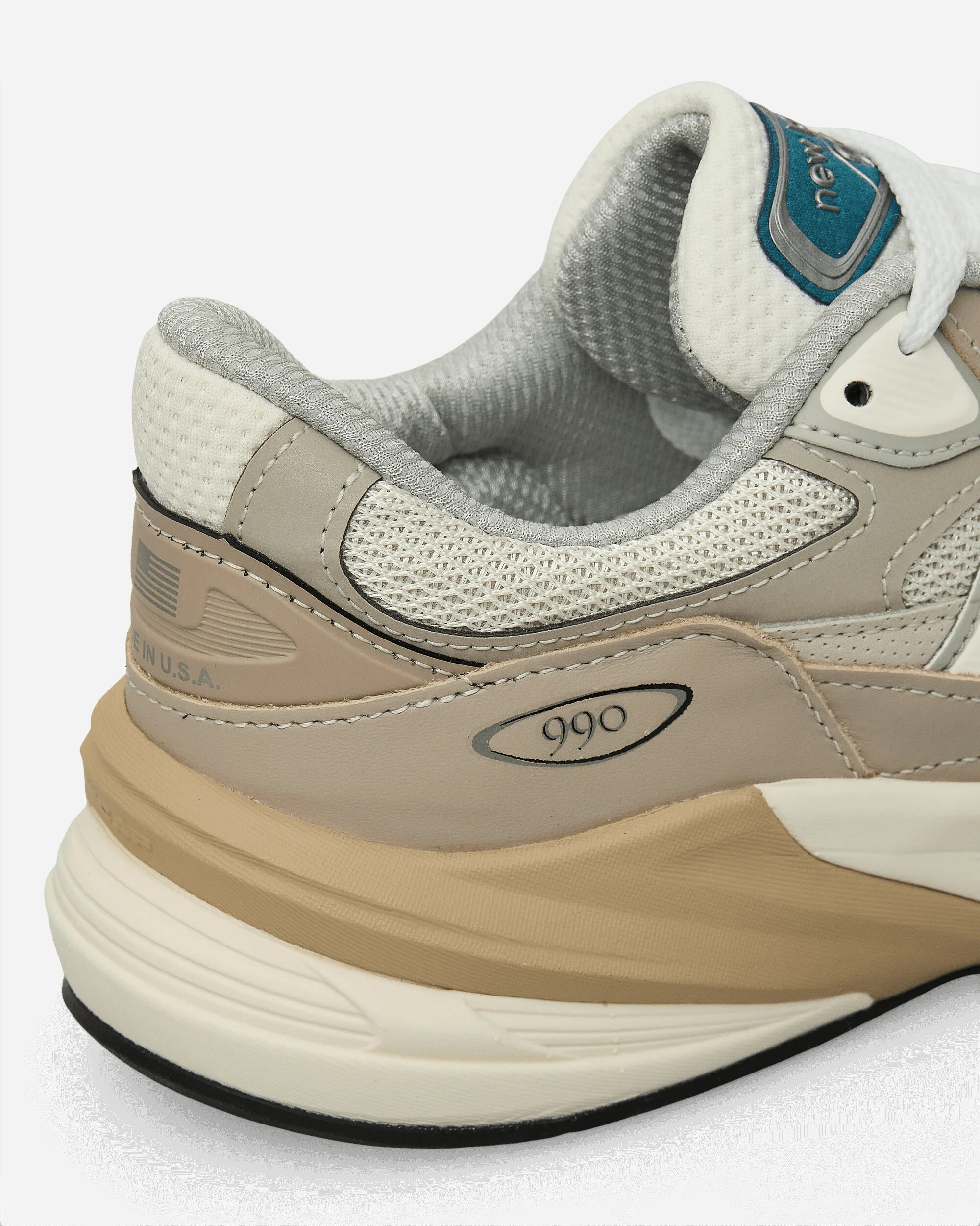 Made in USA 990v6 Sneakers Light Mushroom / Moonrock - Image 6