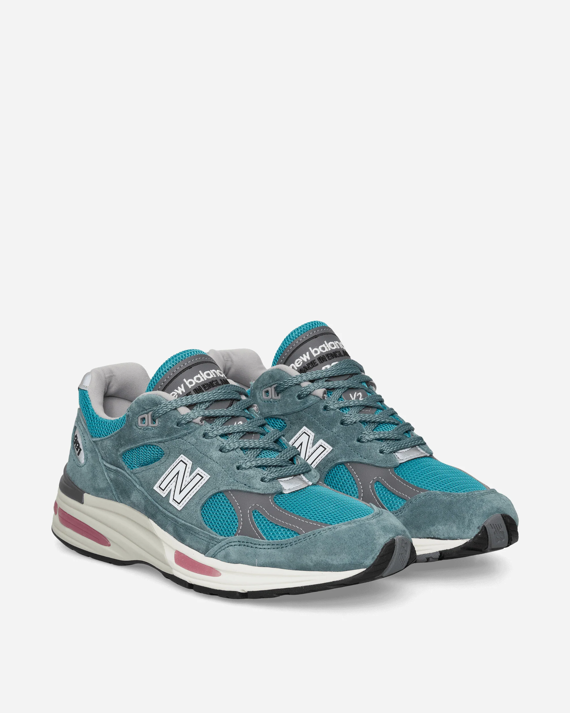 Made in UK 991v2 Sneakers Porcelain Green / Trooper / Silver - Image 2