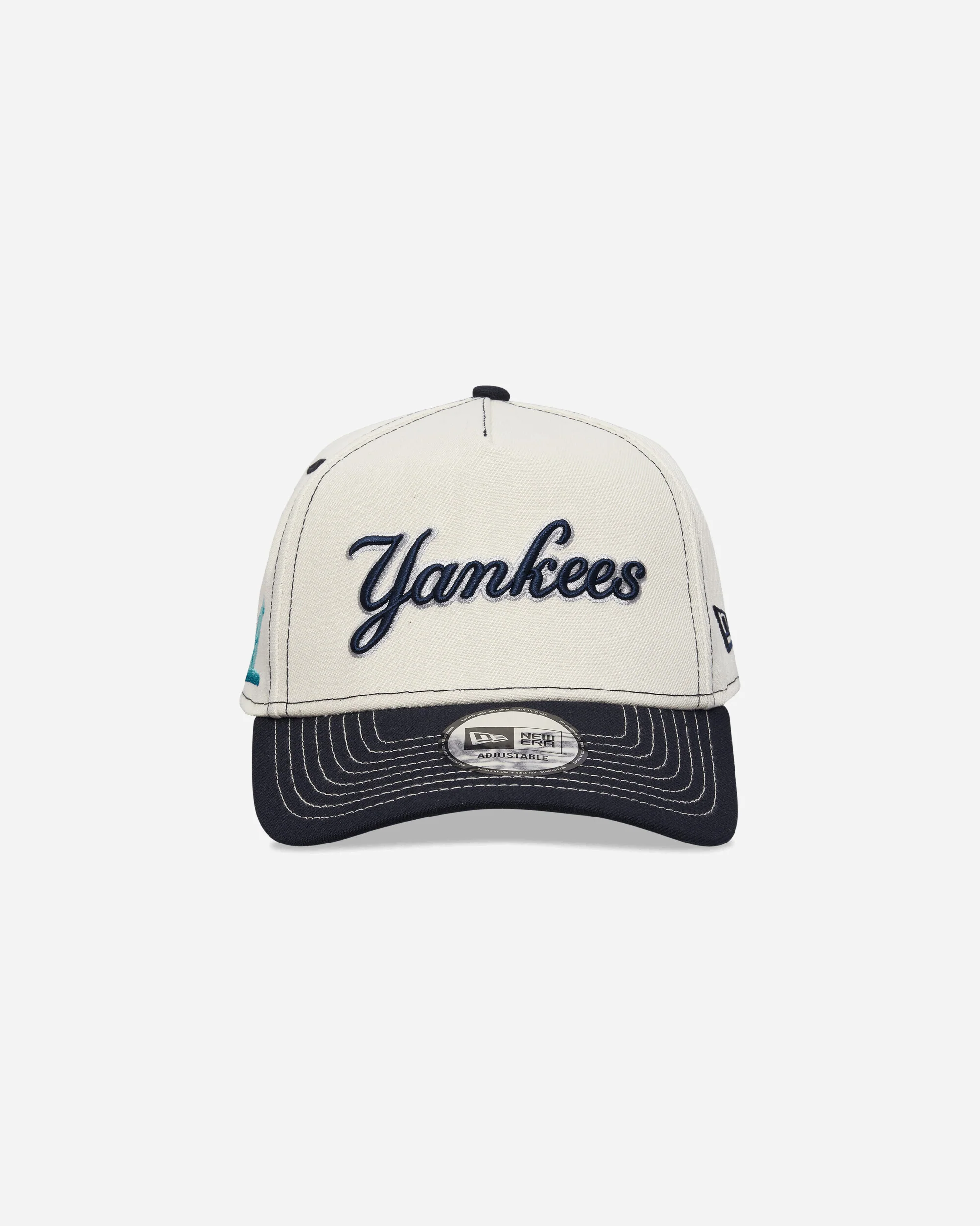 New York Yankees MLB City Icon 9FORTY E-Frame Adjustable Cap Cream - Image 3