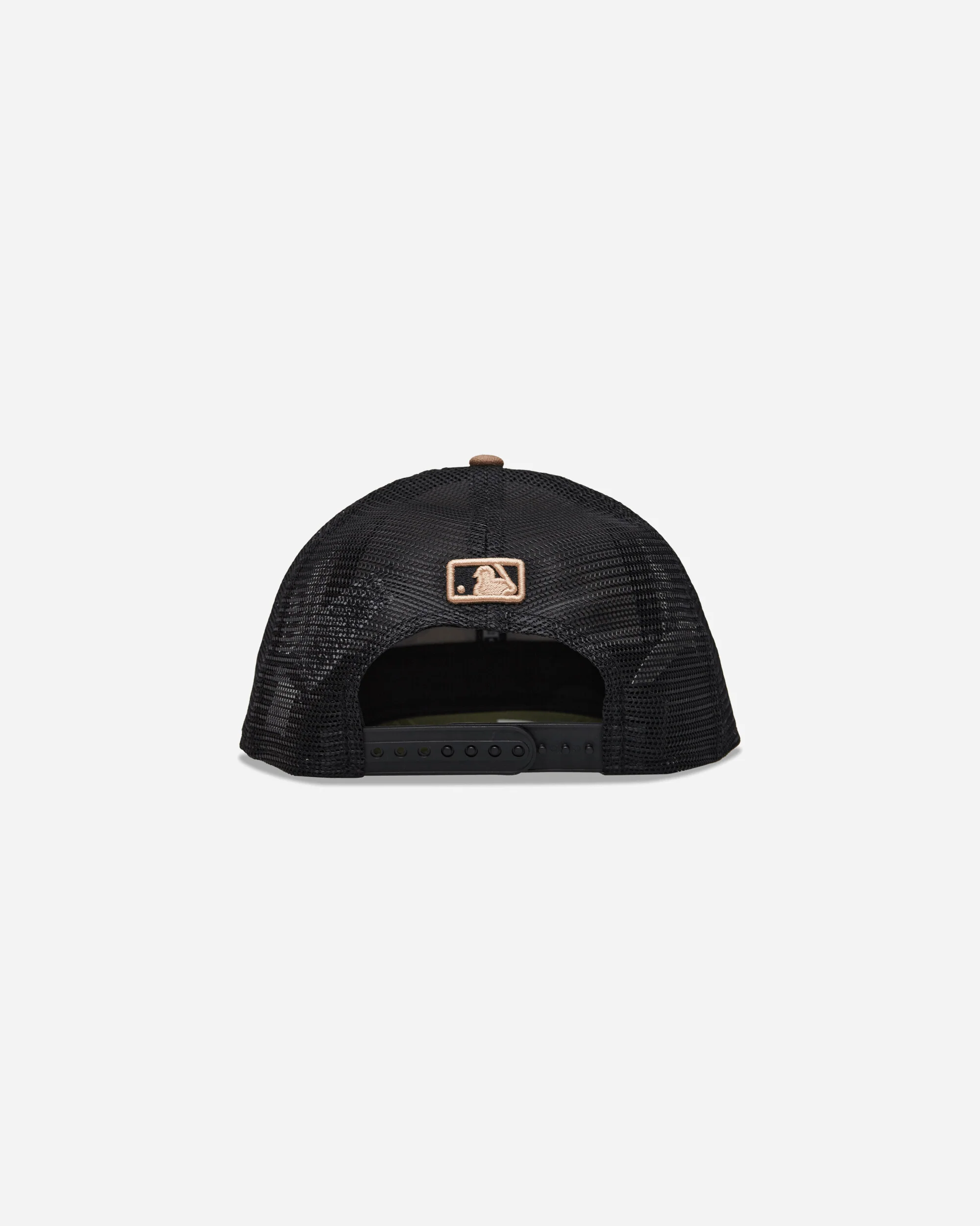New York Yankees MLB Wordmark 9FORTY M-Crown Adjustable Cap Woodland Camo - Image 5