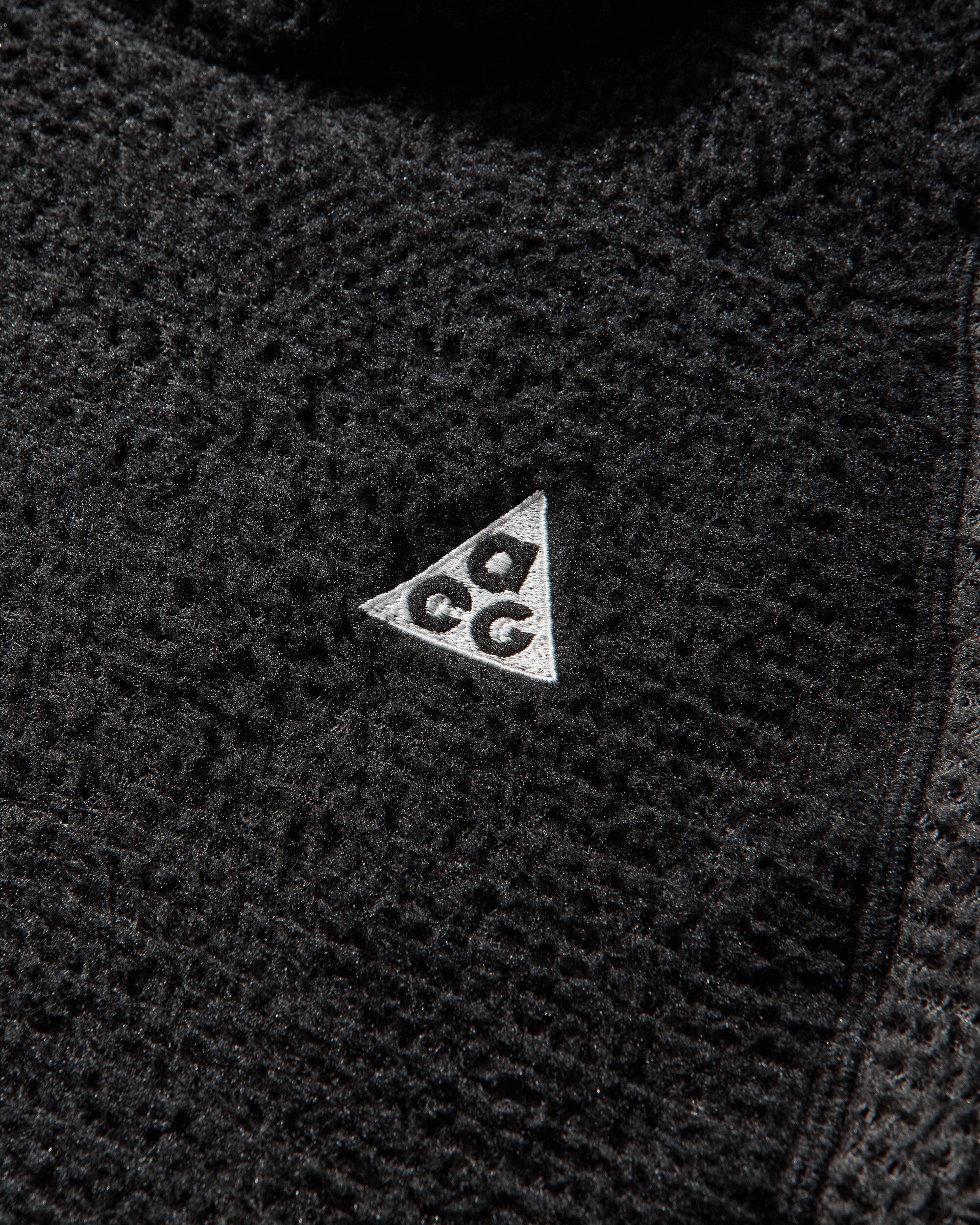 Men's ACG 'Wolf Tree' Fleece Crewneck Sweatshirt Black / Anthracite - Image 4