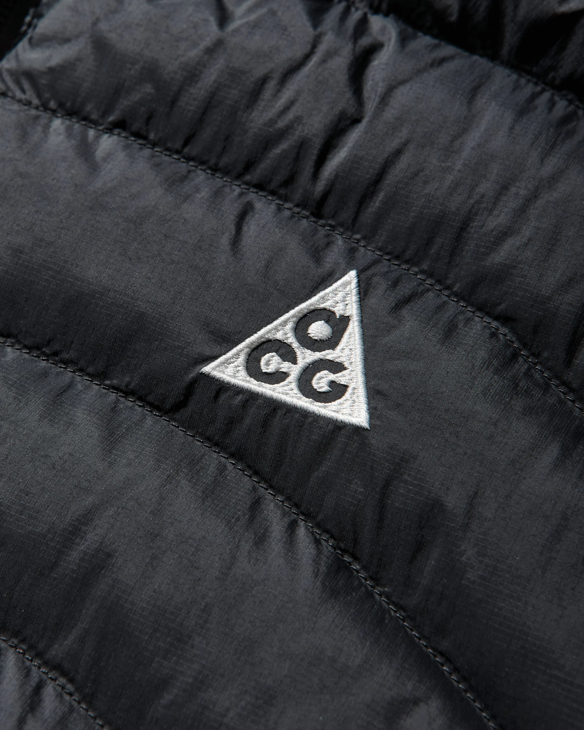 Men's ACG 'Lava Flow' Therma-FIT ADV Vest Black - Image 4