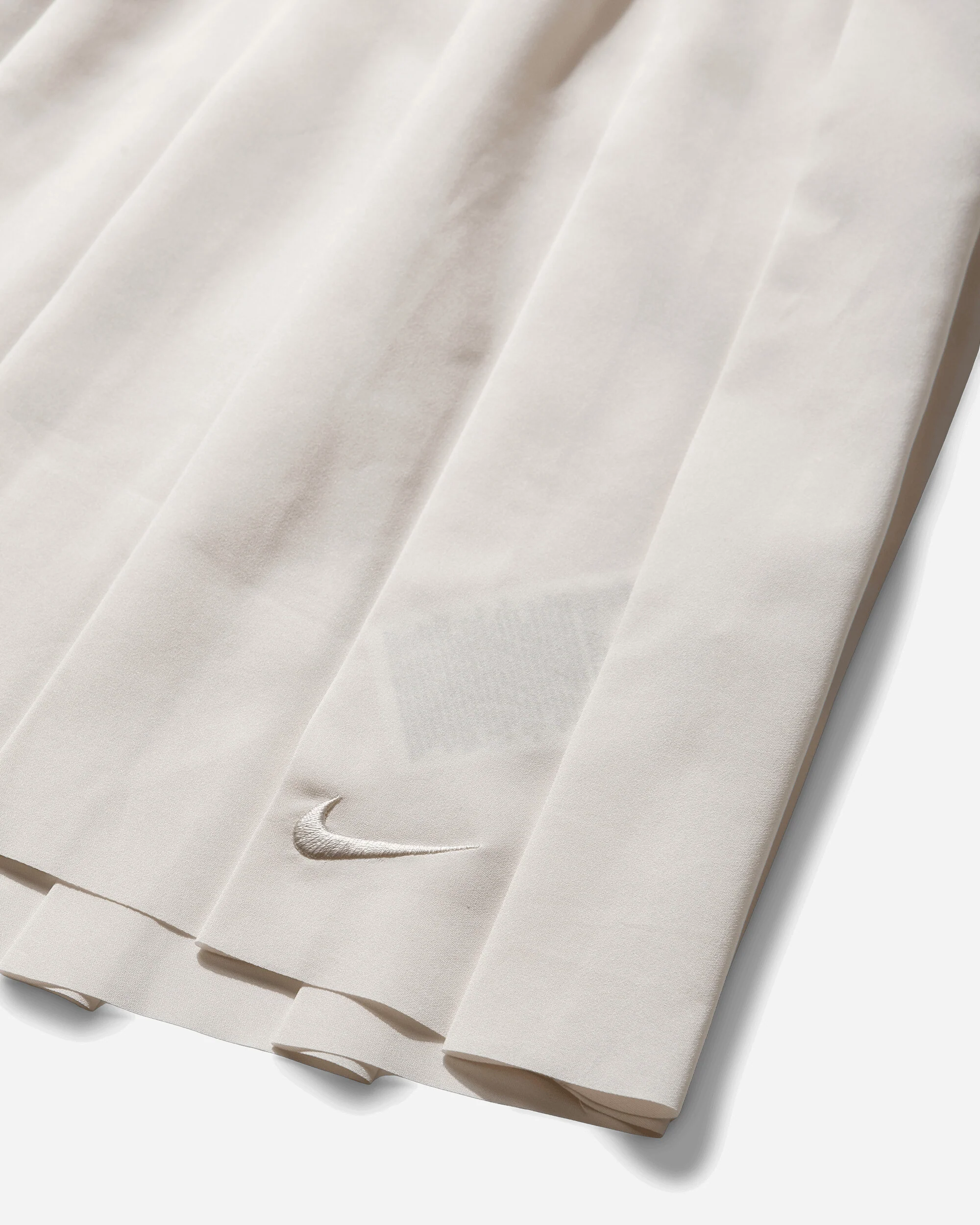 Women's Mid-Rise Pleated Skirt Chalk - Image 3