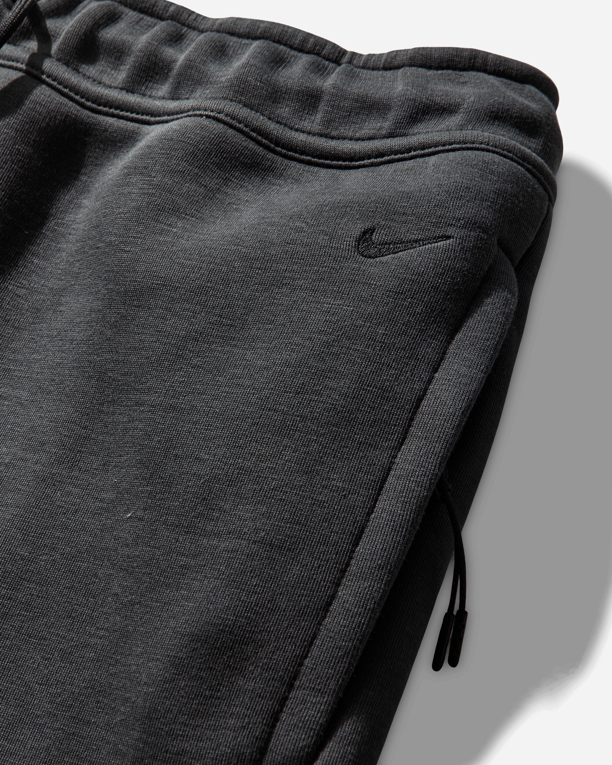 Men's Tech Fleece Oversized Fit Shorts Anthracite / Black - Image 3