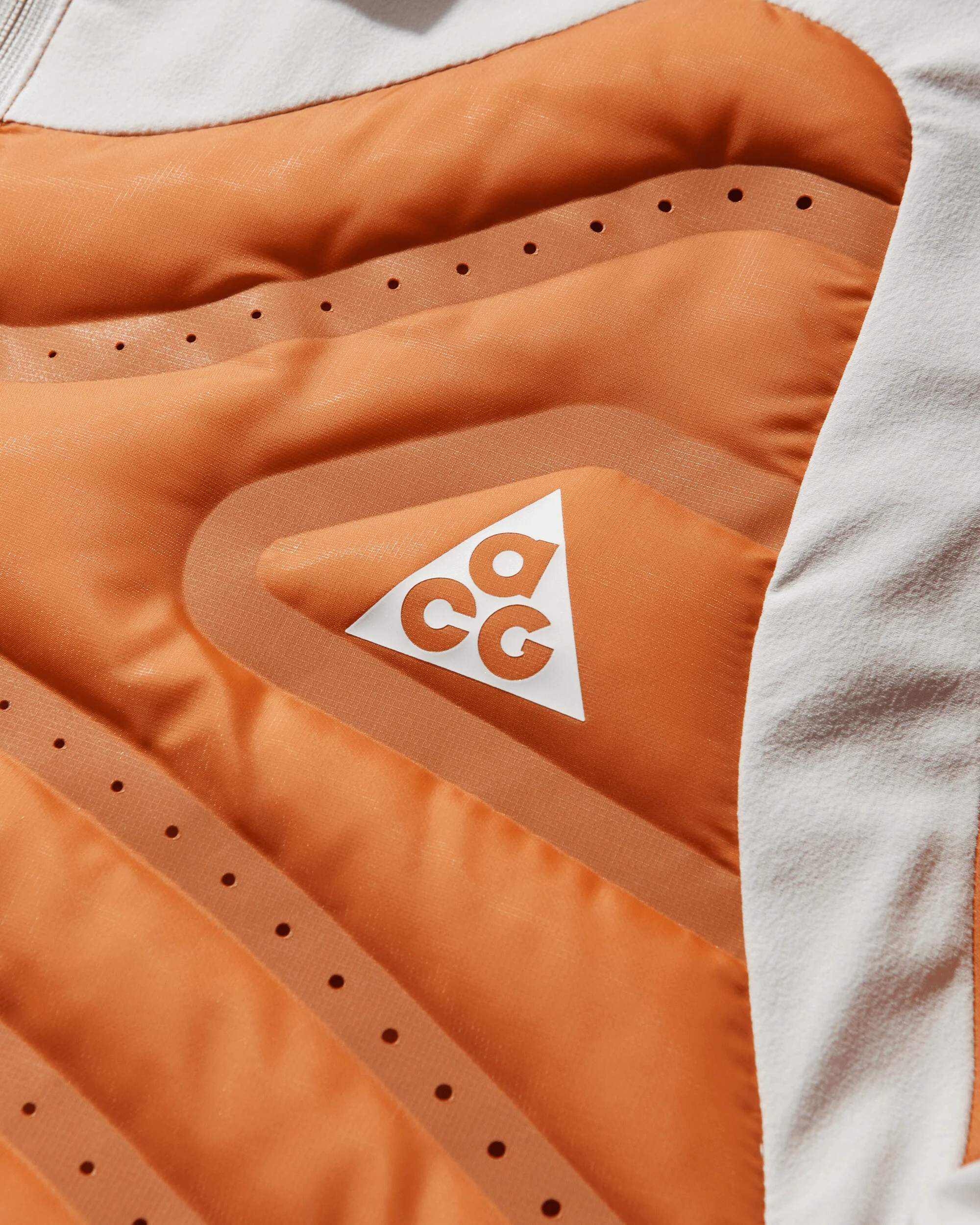 Women's ACG 'Lava Loft' Therma-FIT Trail Running Jacket Safety Orange / Light Orewood Brown - Image 4
