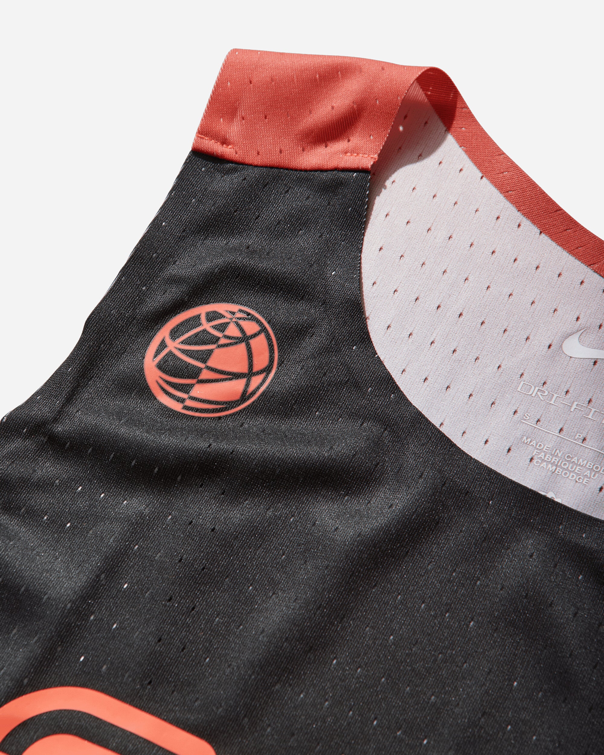 Women's AeroSwift Dri-FIT ADV Running Vest Black - Image 4