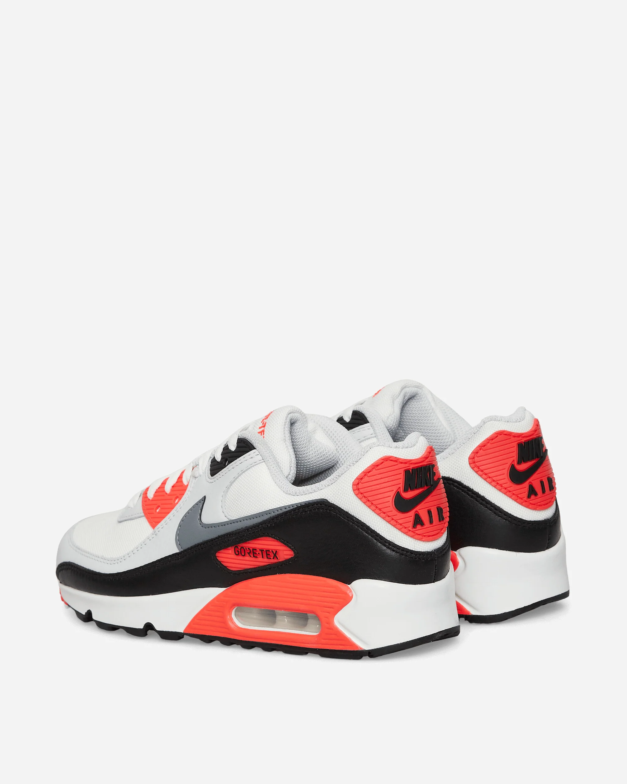 Air Max 90 GORE-TEX Sneakers Summit White / Bright Crimson / Black / Cool Grey - Image 4