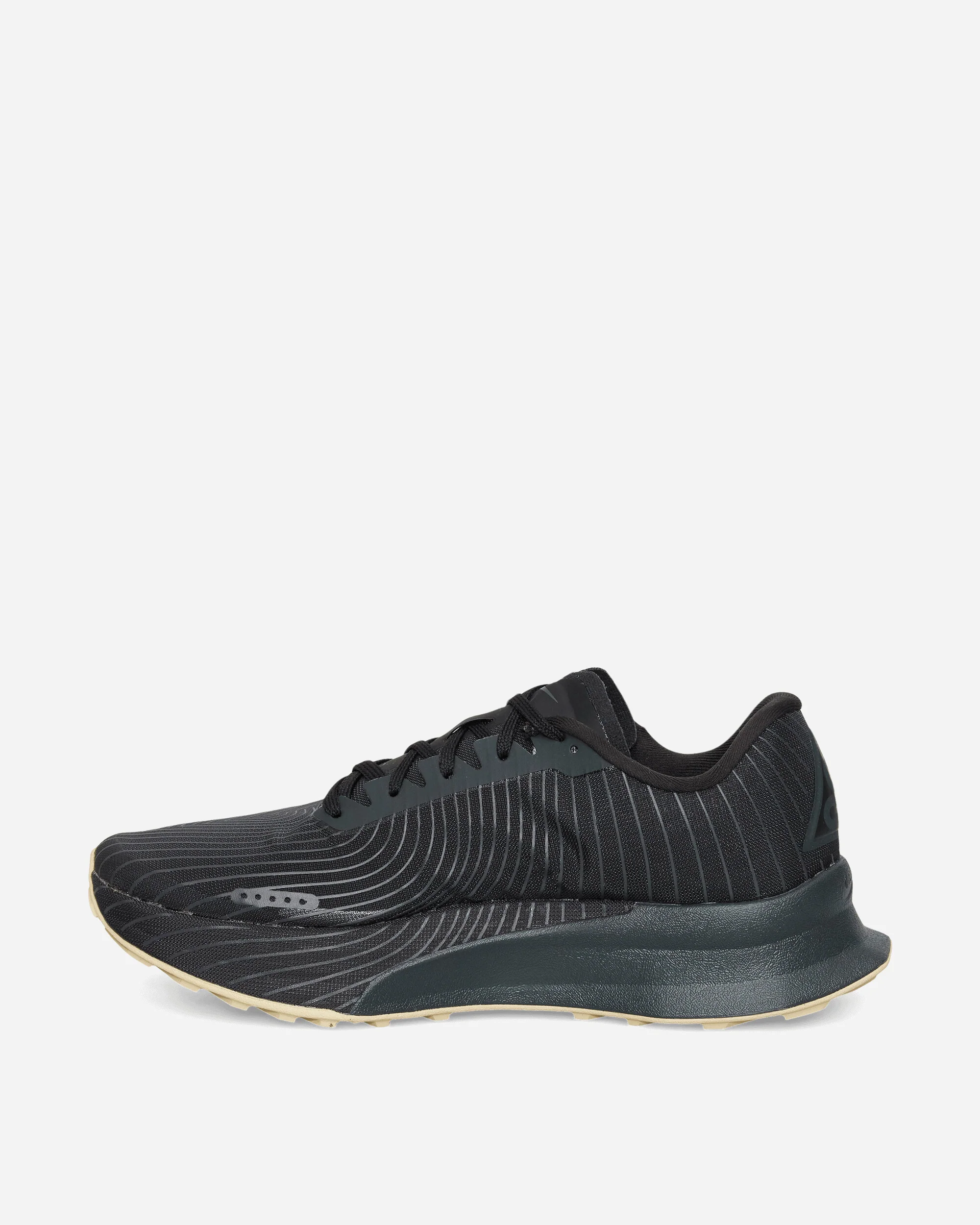 ACG Ultrafly Trail Sneakers Black / Dark Smoke Grey - Image 3