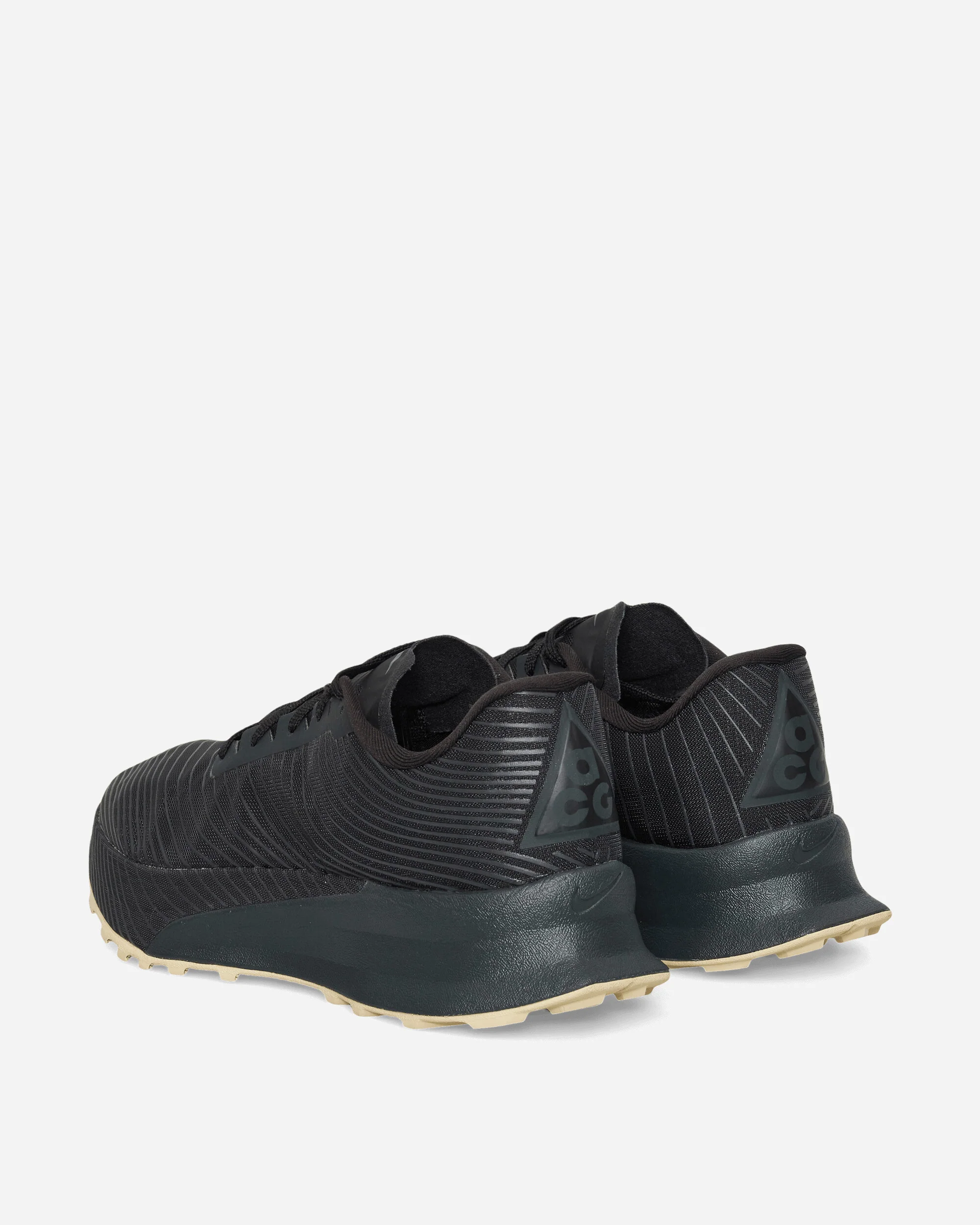 ACG Ultrafly Trail Sneakers Black / Dark Smoke Grey - Image 4