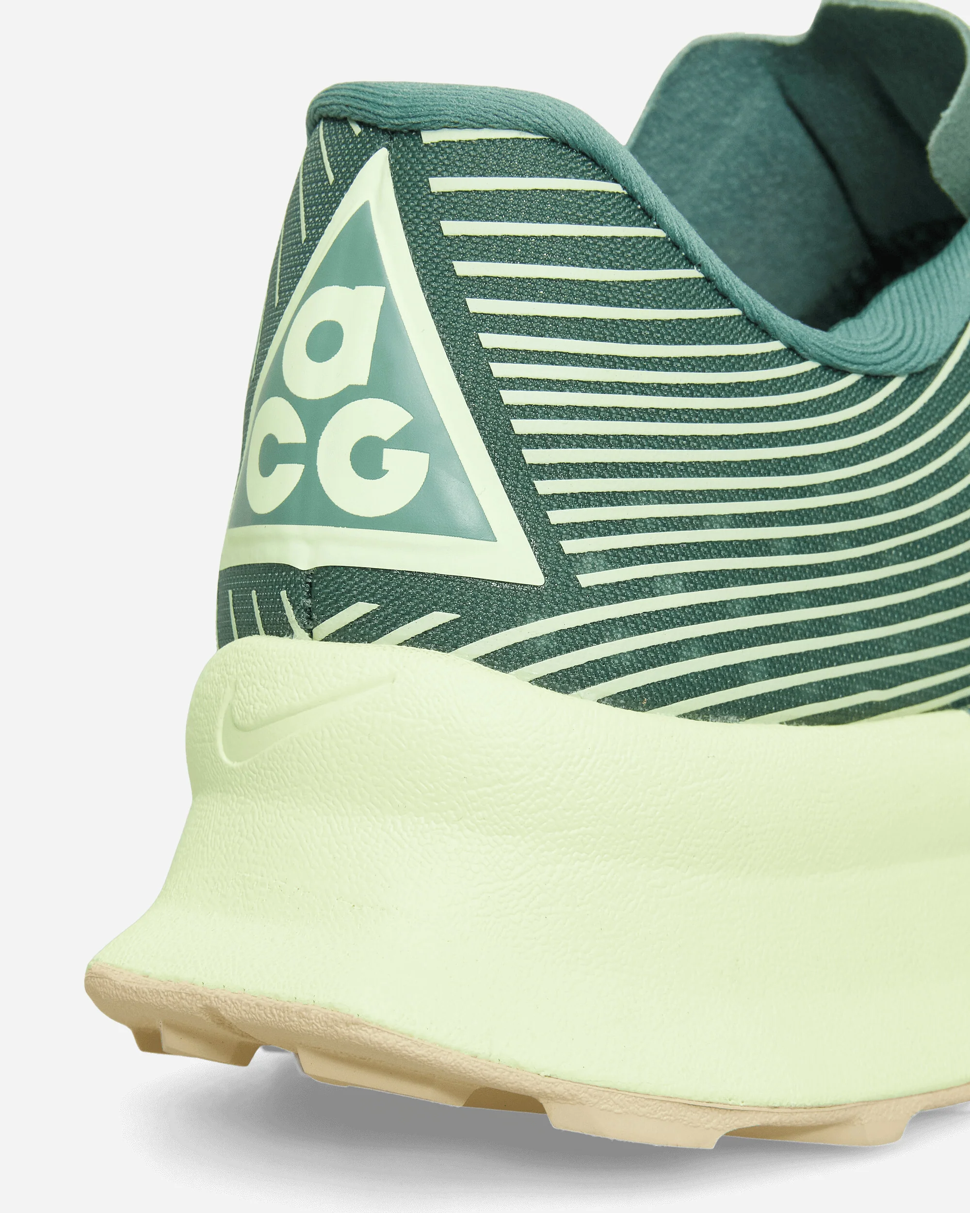 ACG Ultrafly Trail Sneakers Dutch Green / Barely Volt - Image 6
