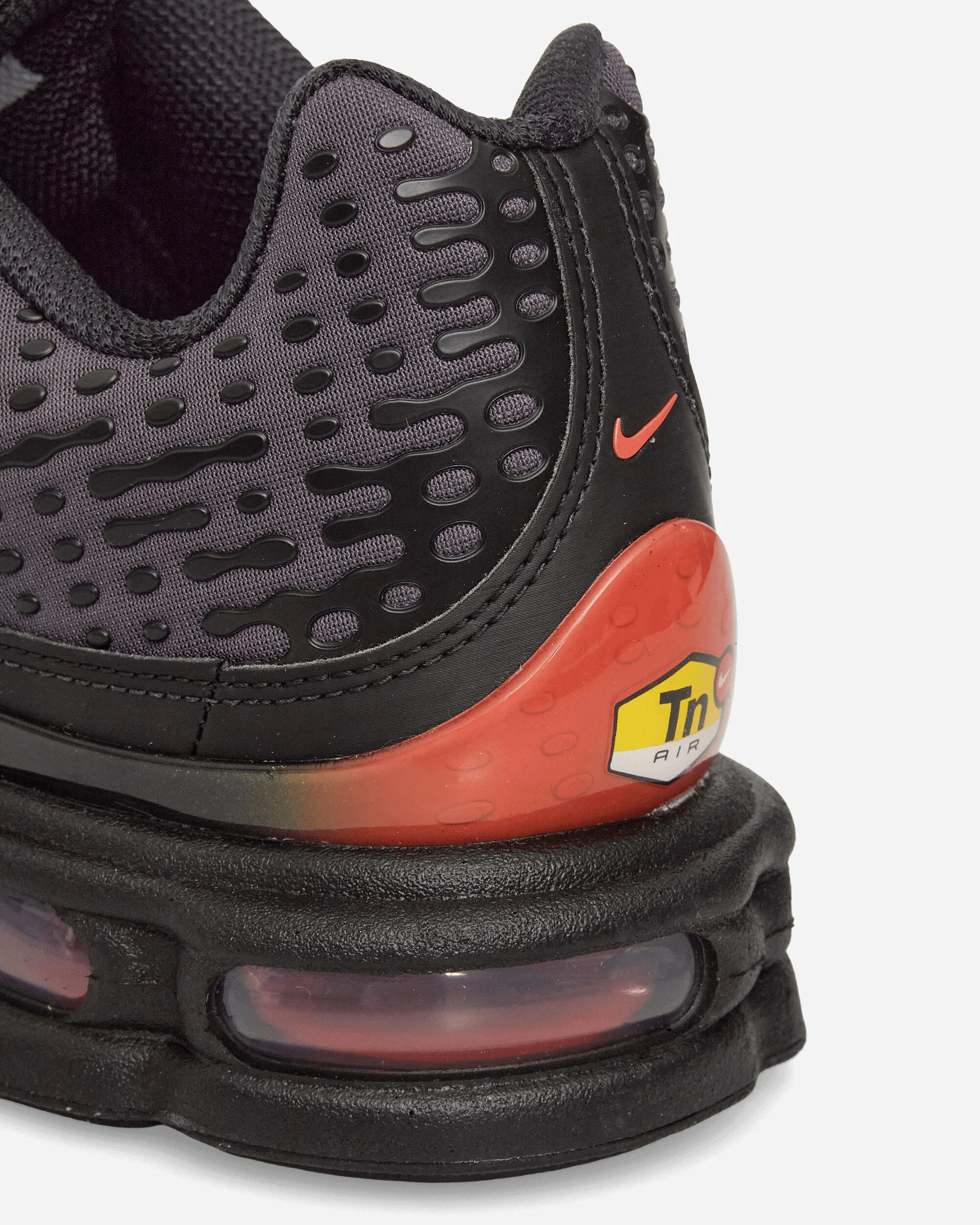 Air Max Plus VII Sneakers Black / Medium Ash / Bright Crimson / Dark Copper - Image 6