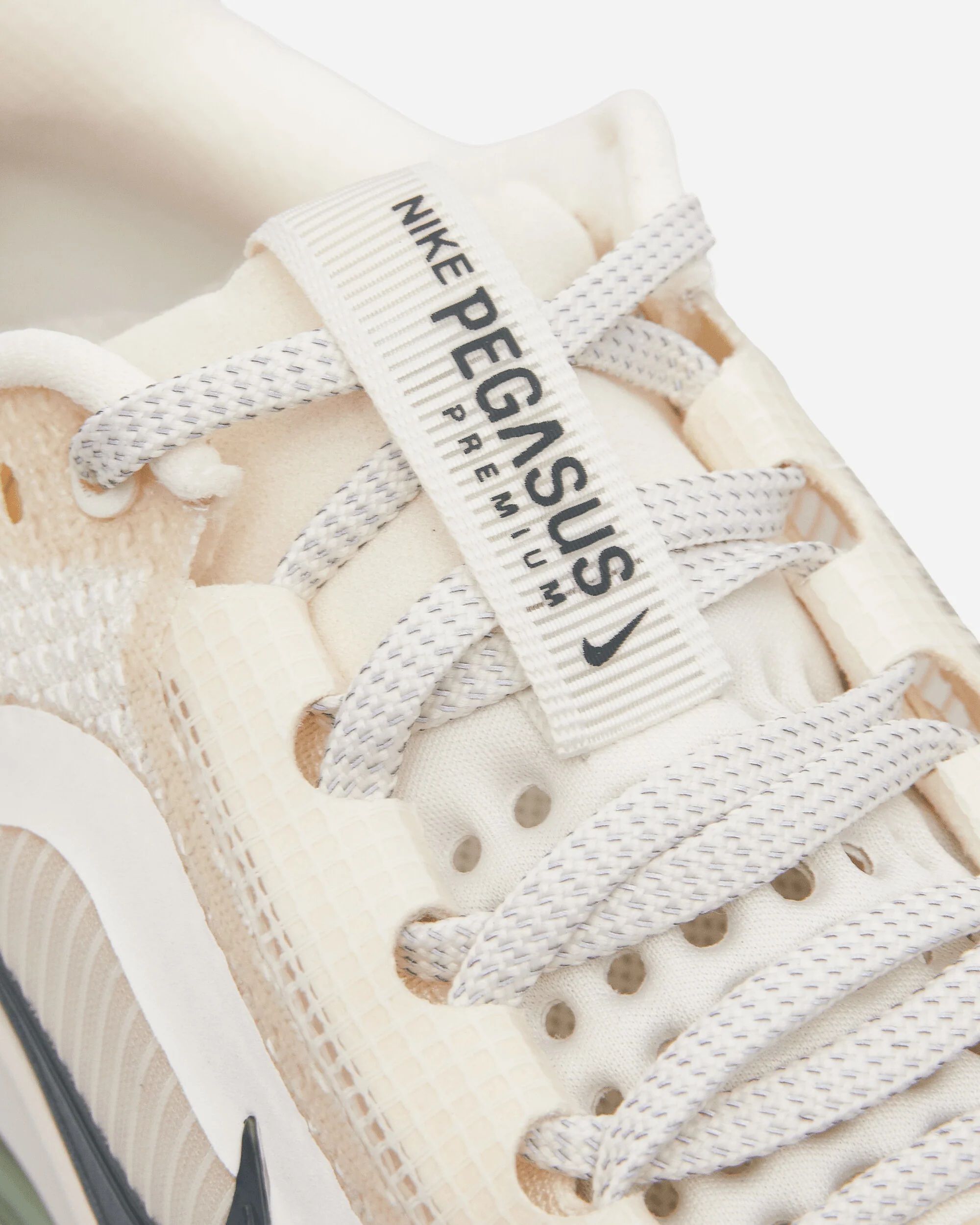 Pegasus Premium Sneakers Pale Ivory / Jade Horizon / Spruce Aura - Image 6