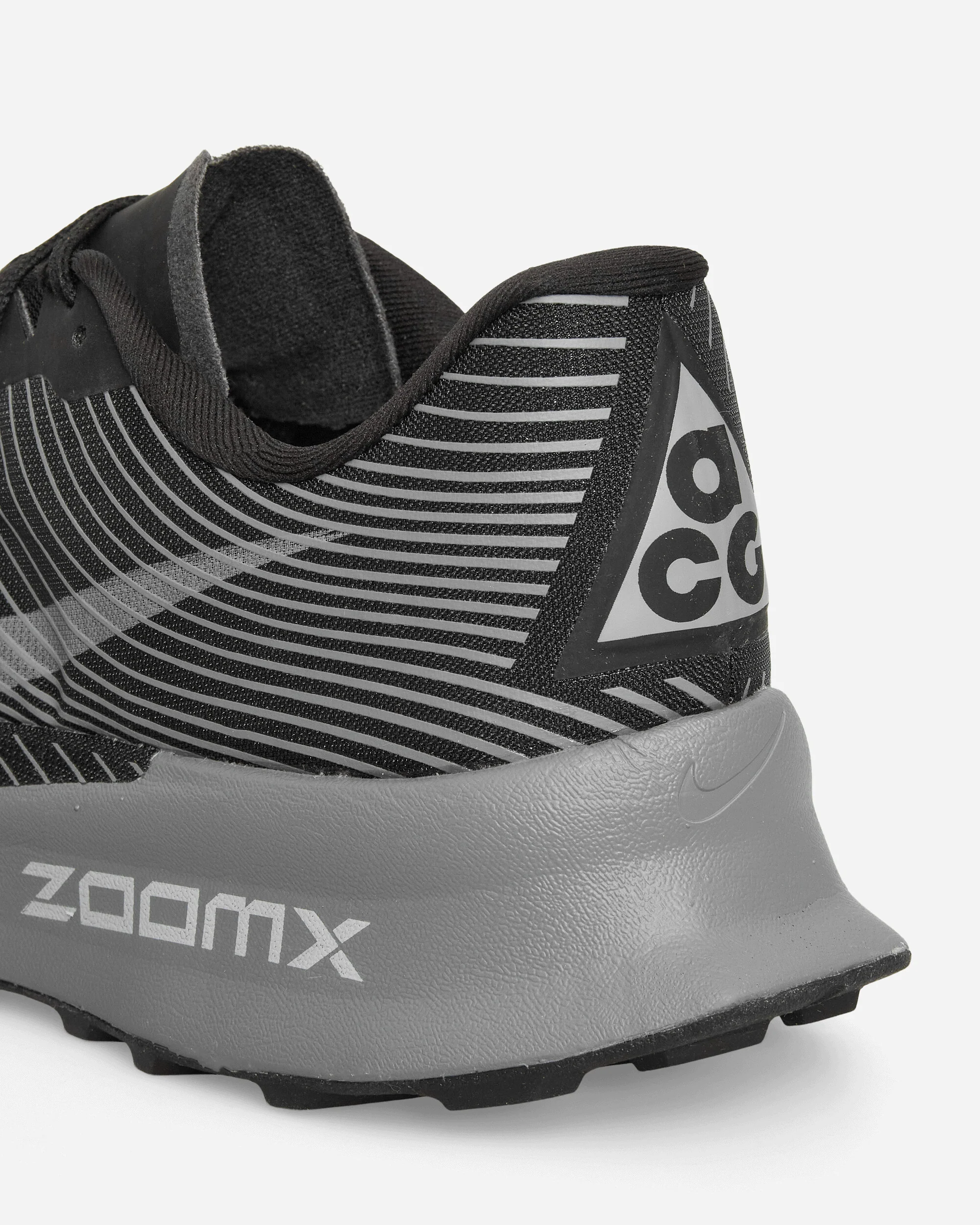 ACG Ultrafly Trail Sneakers Black / Photon Dust - Image 6
