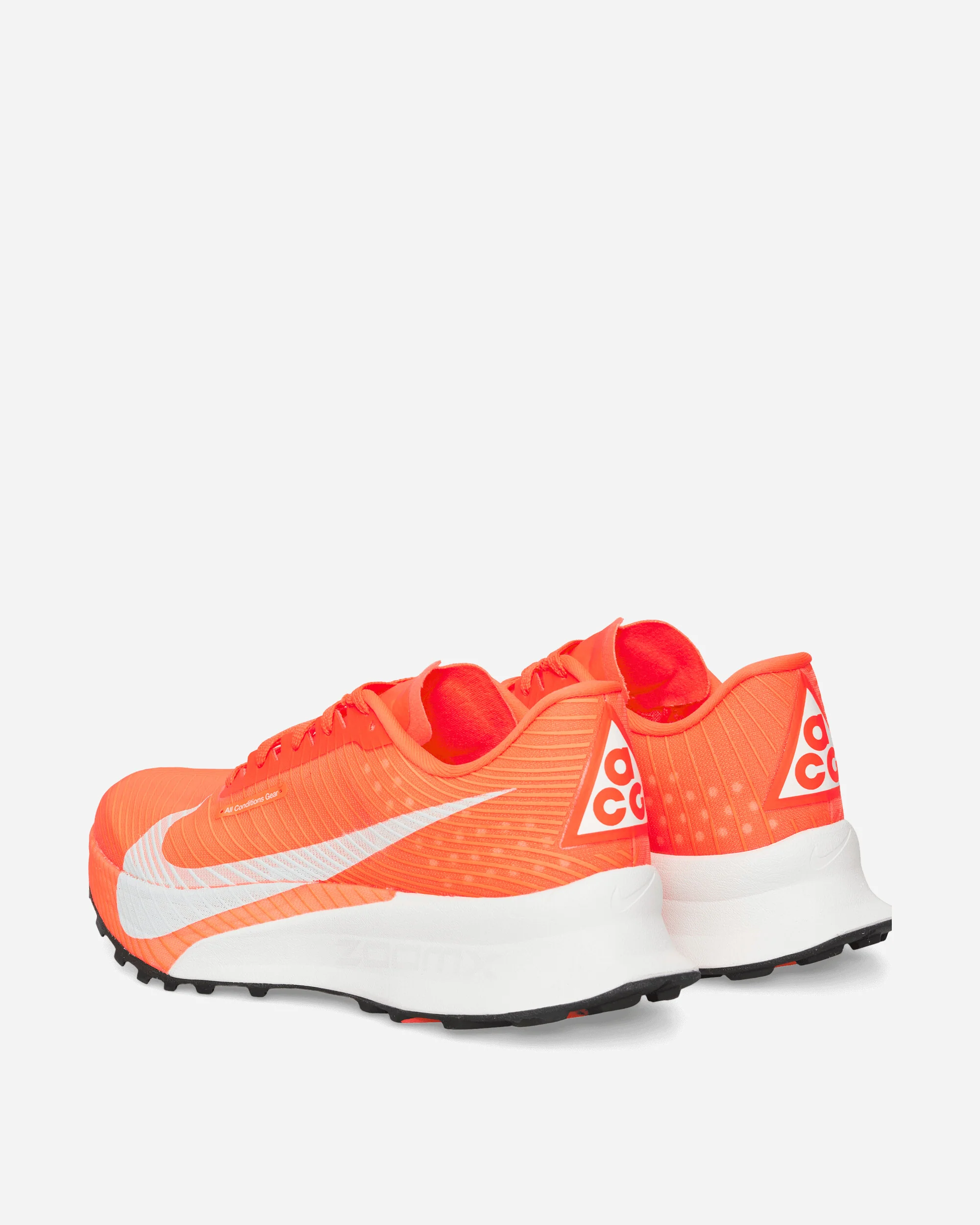ACG Ultrafly Trail Sneakers Hyper Crimson / White - Image 4