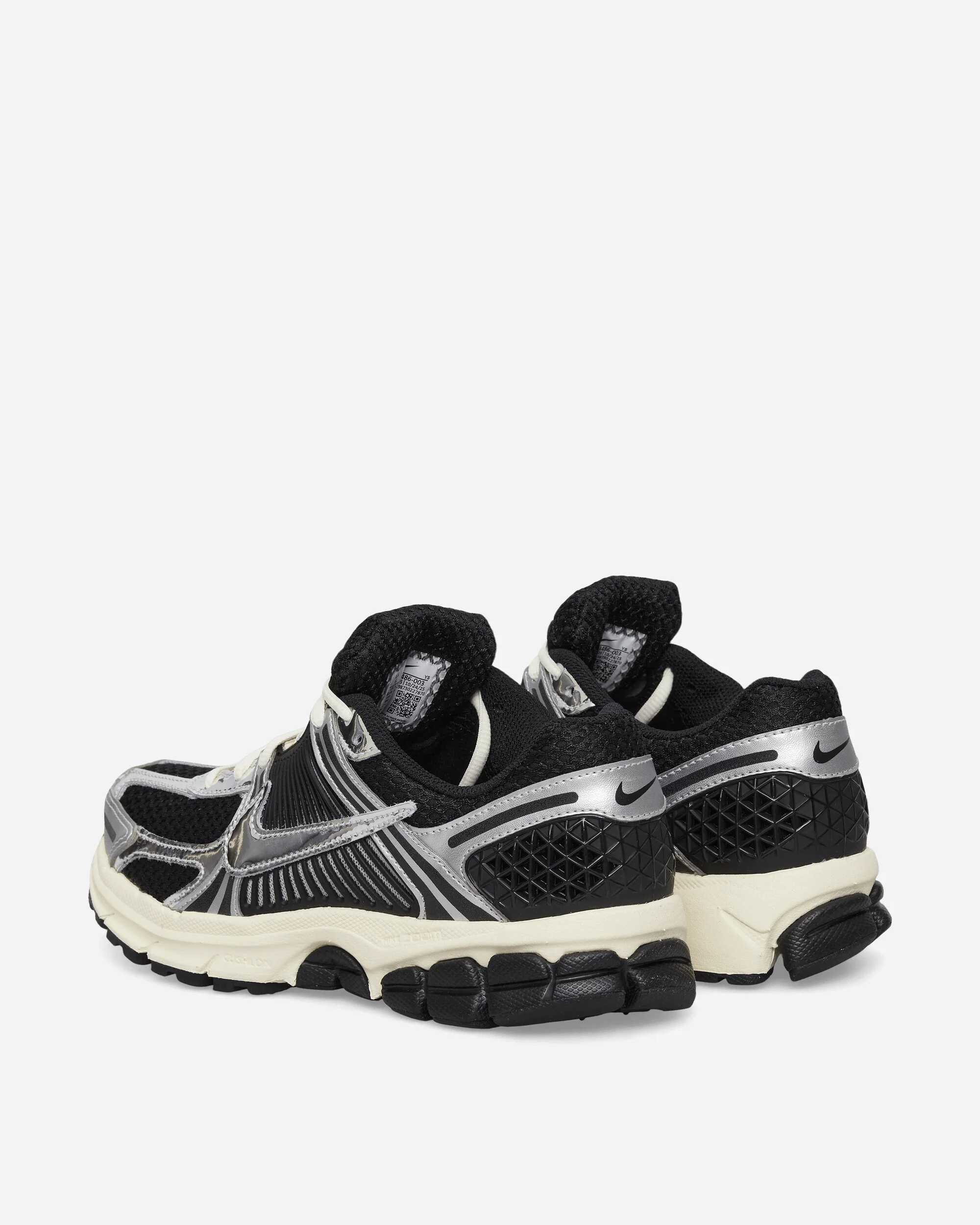 Zoom Vomero 5 Sneakers Black / Metallic Silver / Coconut Milk / Chrome - Image 4