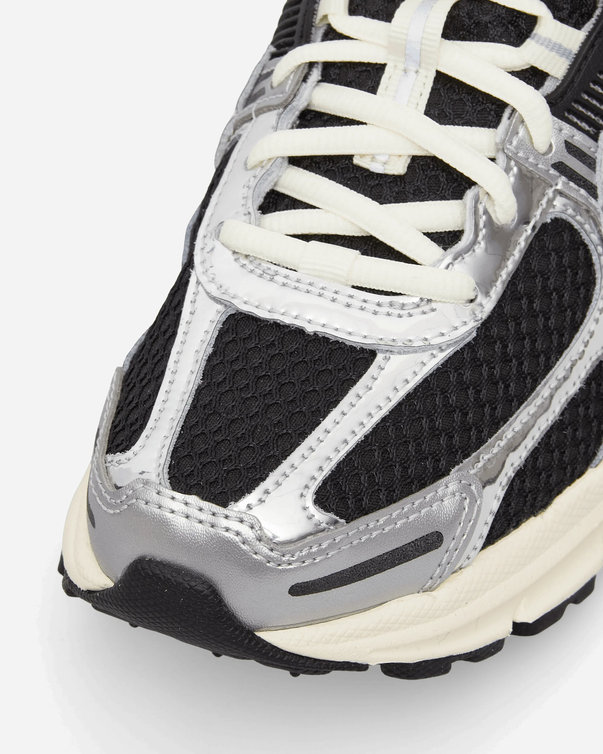 Zoom Vomero 5 Sneakers Black / Metallic Silver / Coconut Milk / Chrome - Image 6