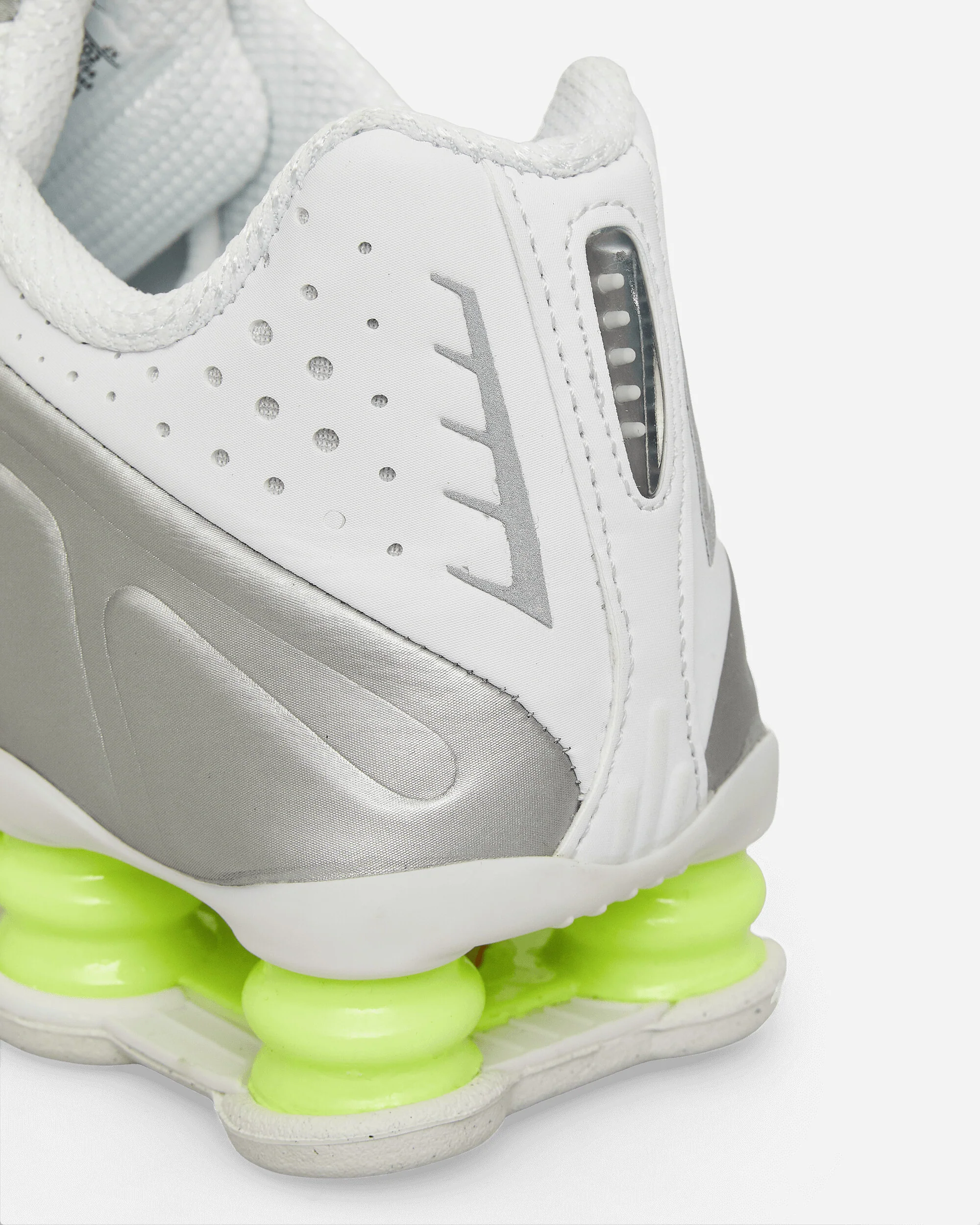Women's Shox R4 Sneakers White / Metallic Silver / Volt - Image 7