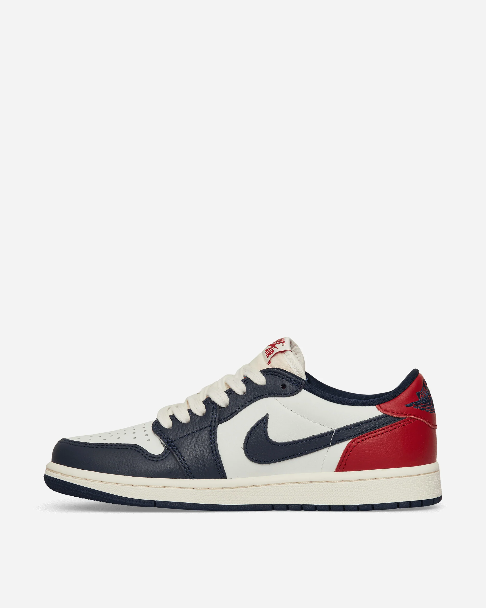 Air Jordan 1 Low OG Sneakers Gym Red / Midnight Navy - Image 3