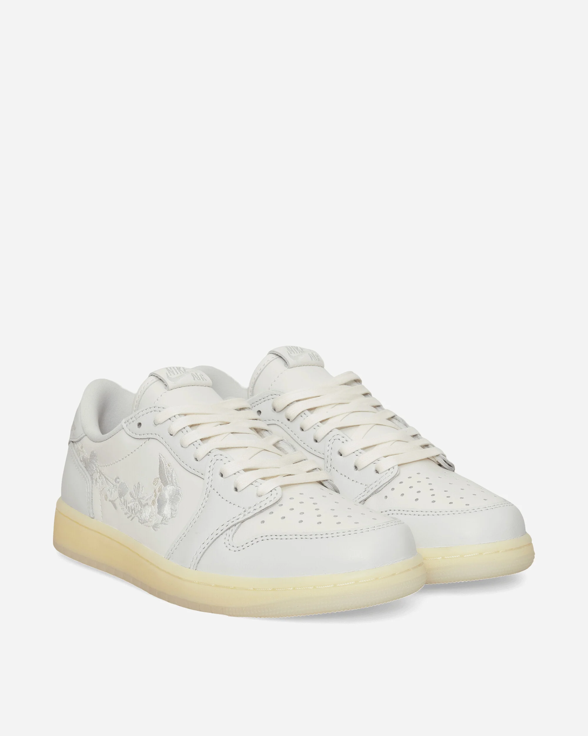 Air Jordan 1 Low OG Sneakers Sail / Coconut Milk - Image 2