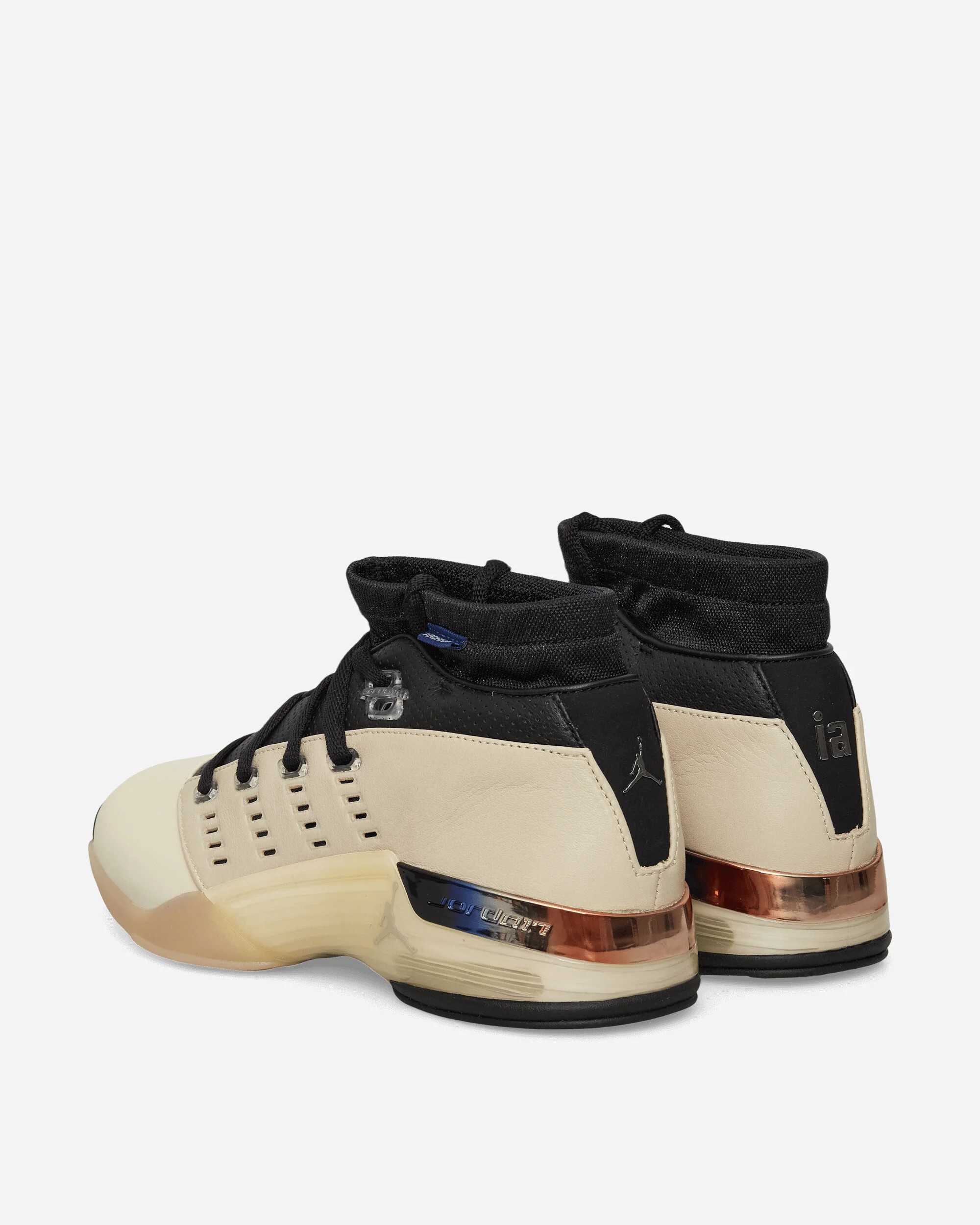 Infinite Archives Air Jordan 17 Retro Low Sneakers Beach / Metallic Silver / Black - Image 4