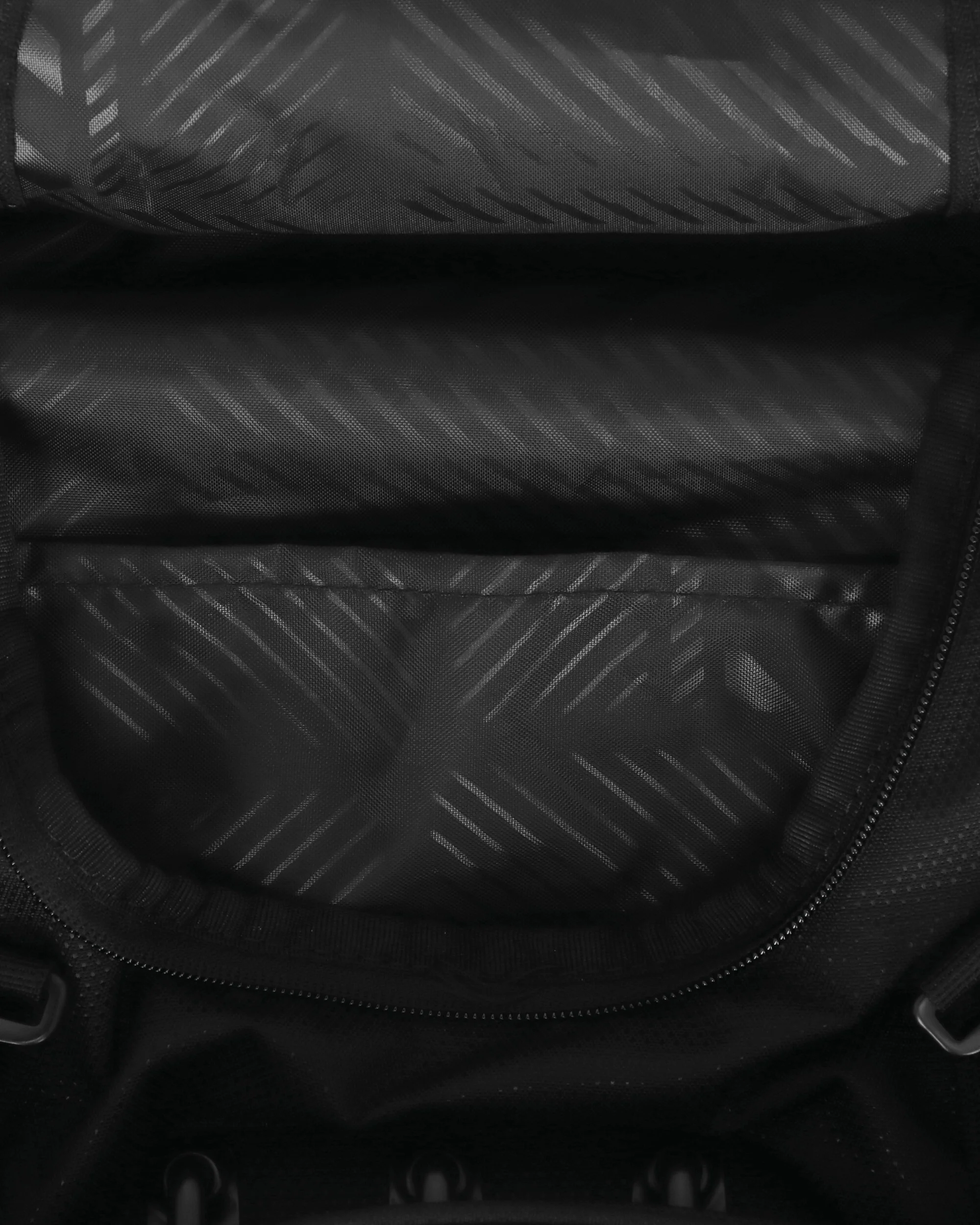 Reserve Bathroom Sink Rc Backpack Black - Image 5