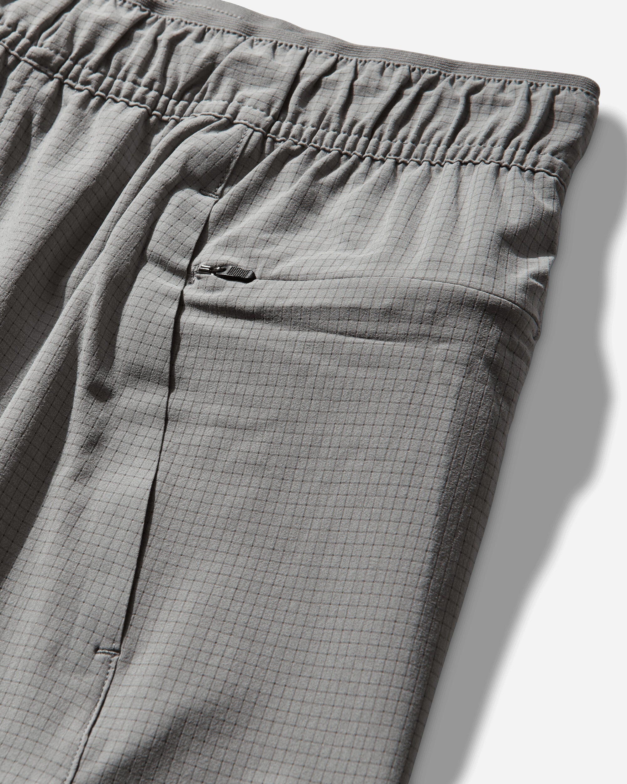 Men's Latitude Veil Shorts Cement - Image 3