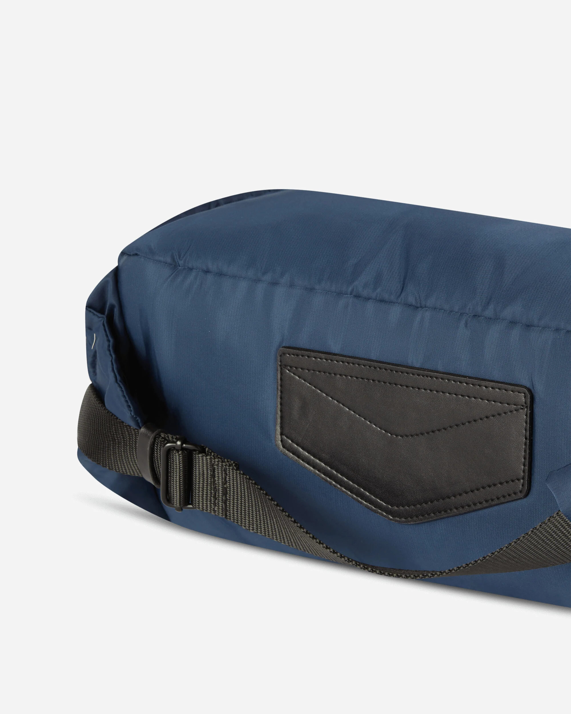 Padded Waistbag Midnight Navy - Image 3
