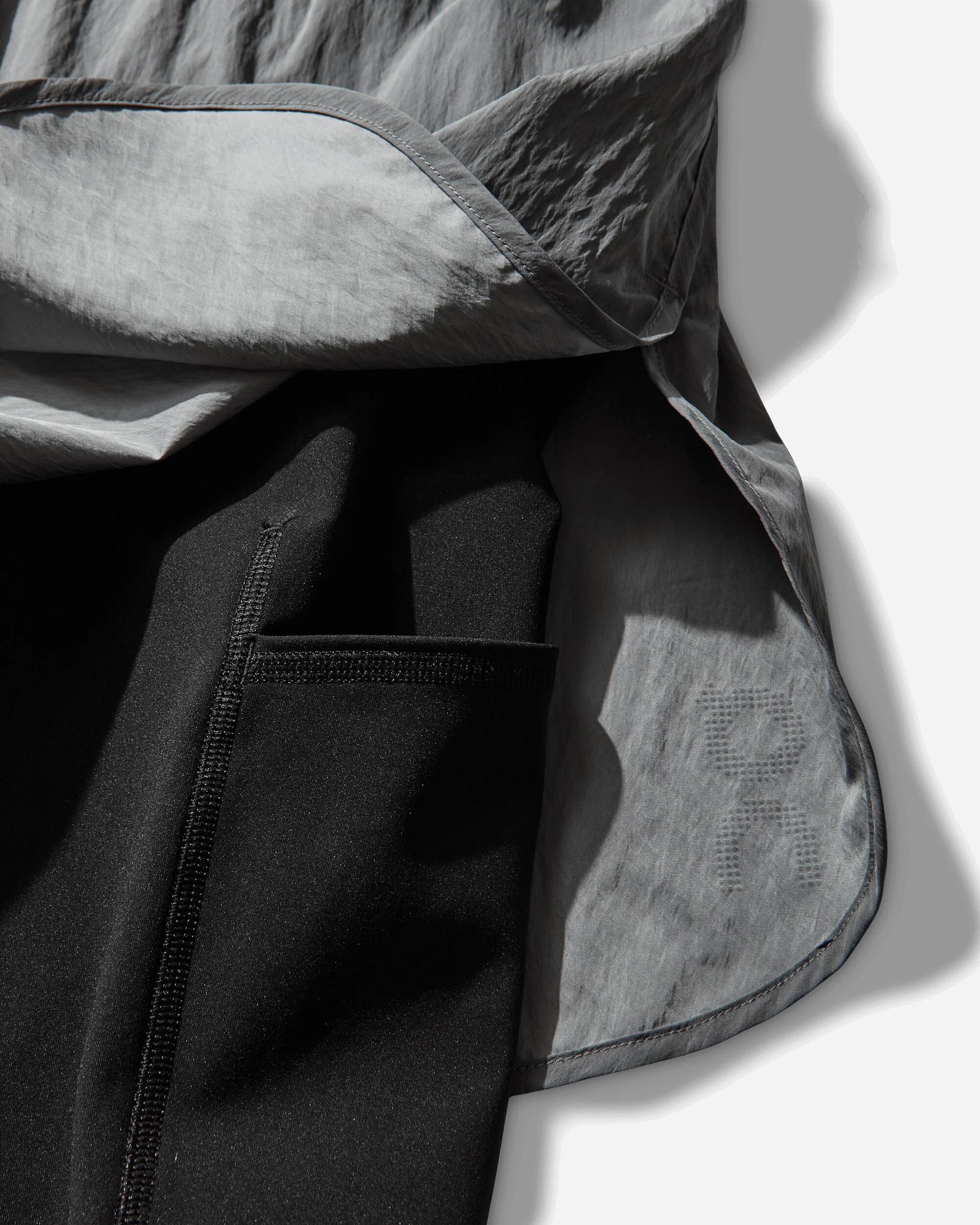 Men's Performance Volt Shorts Glacier - Image 4
