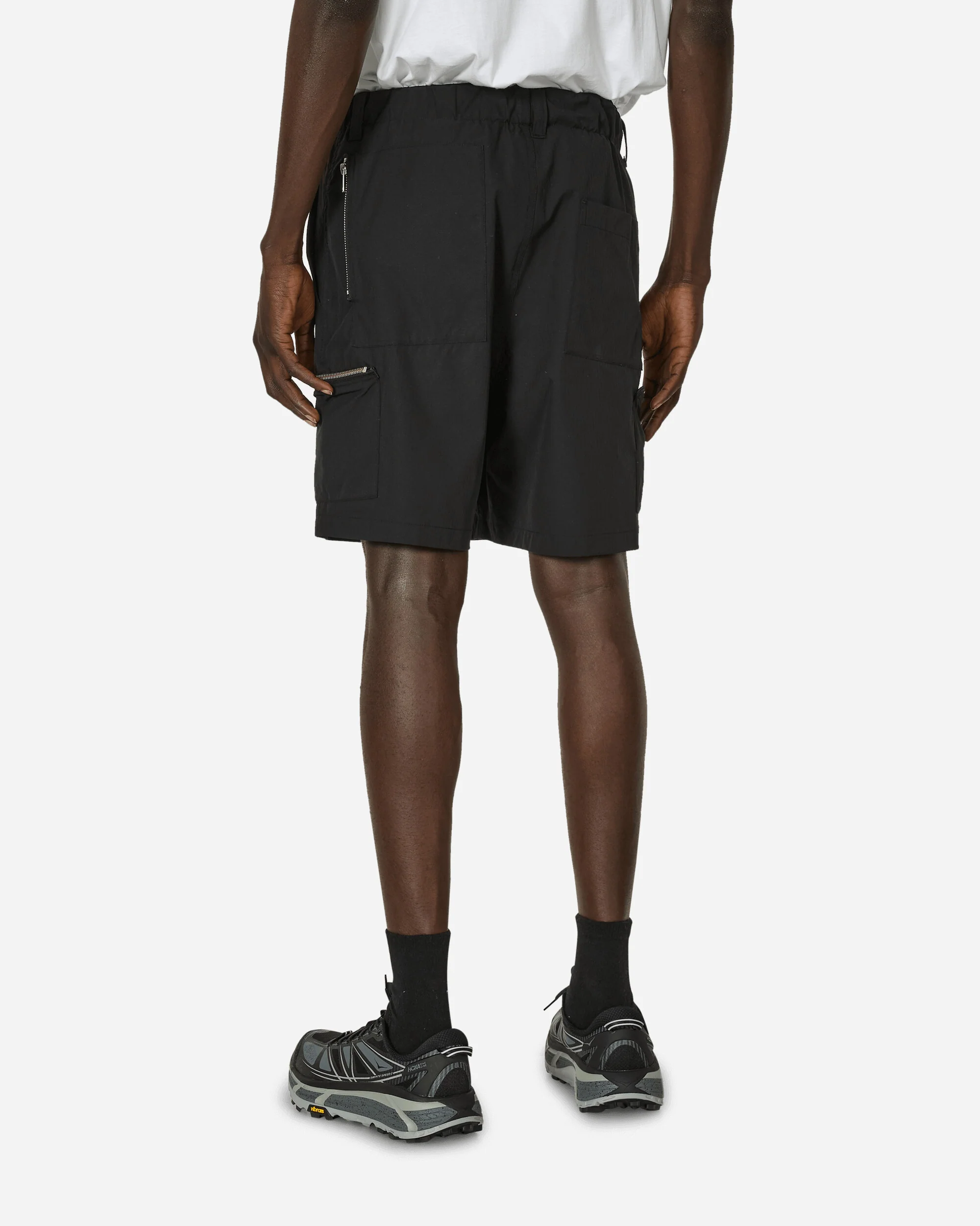 Pockets Shorts Black - Image 3